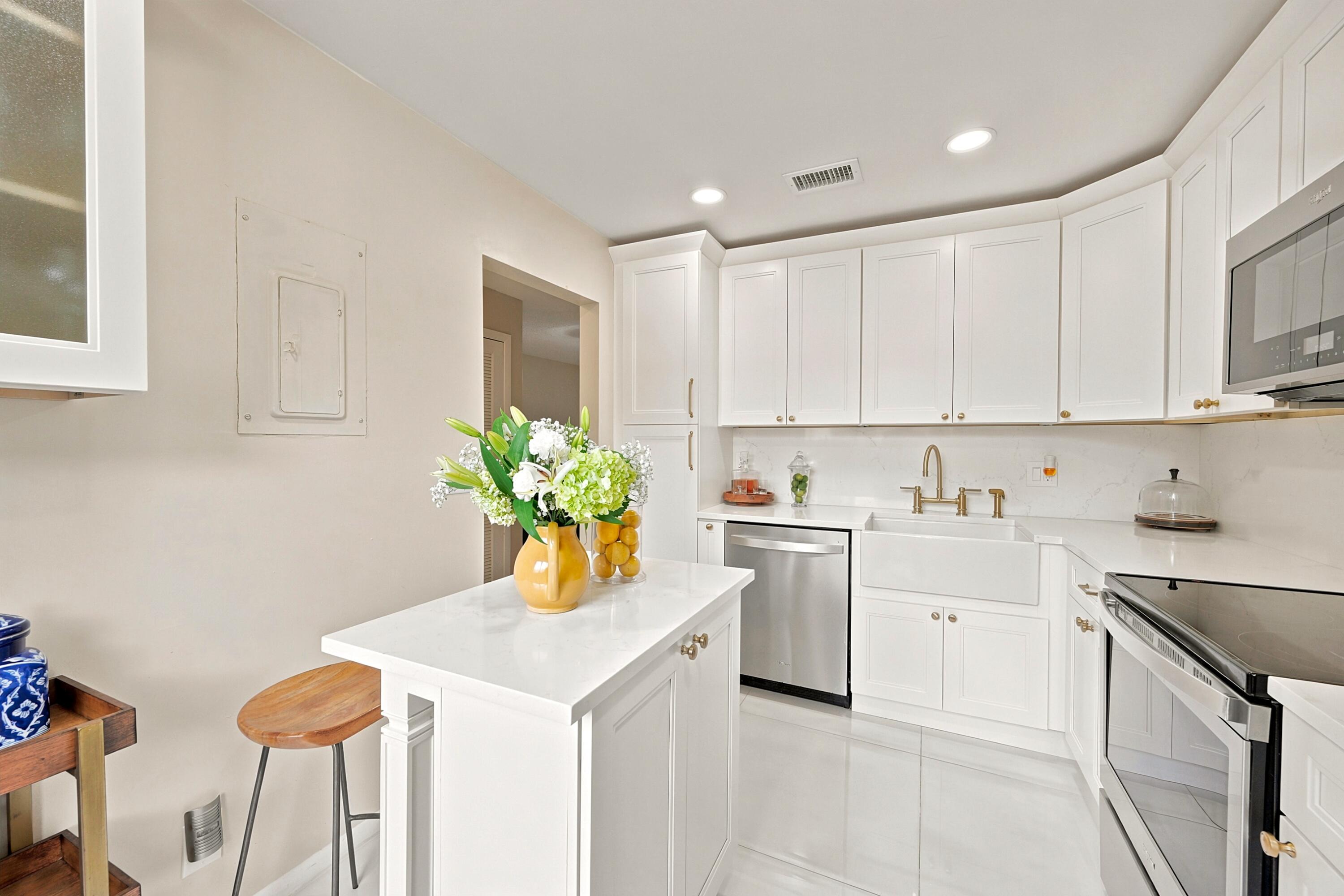 HAMPTONS OF NORTH LAUDERDALE - Residential