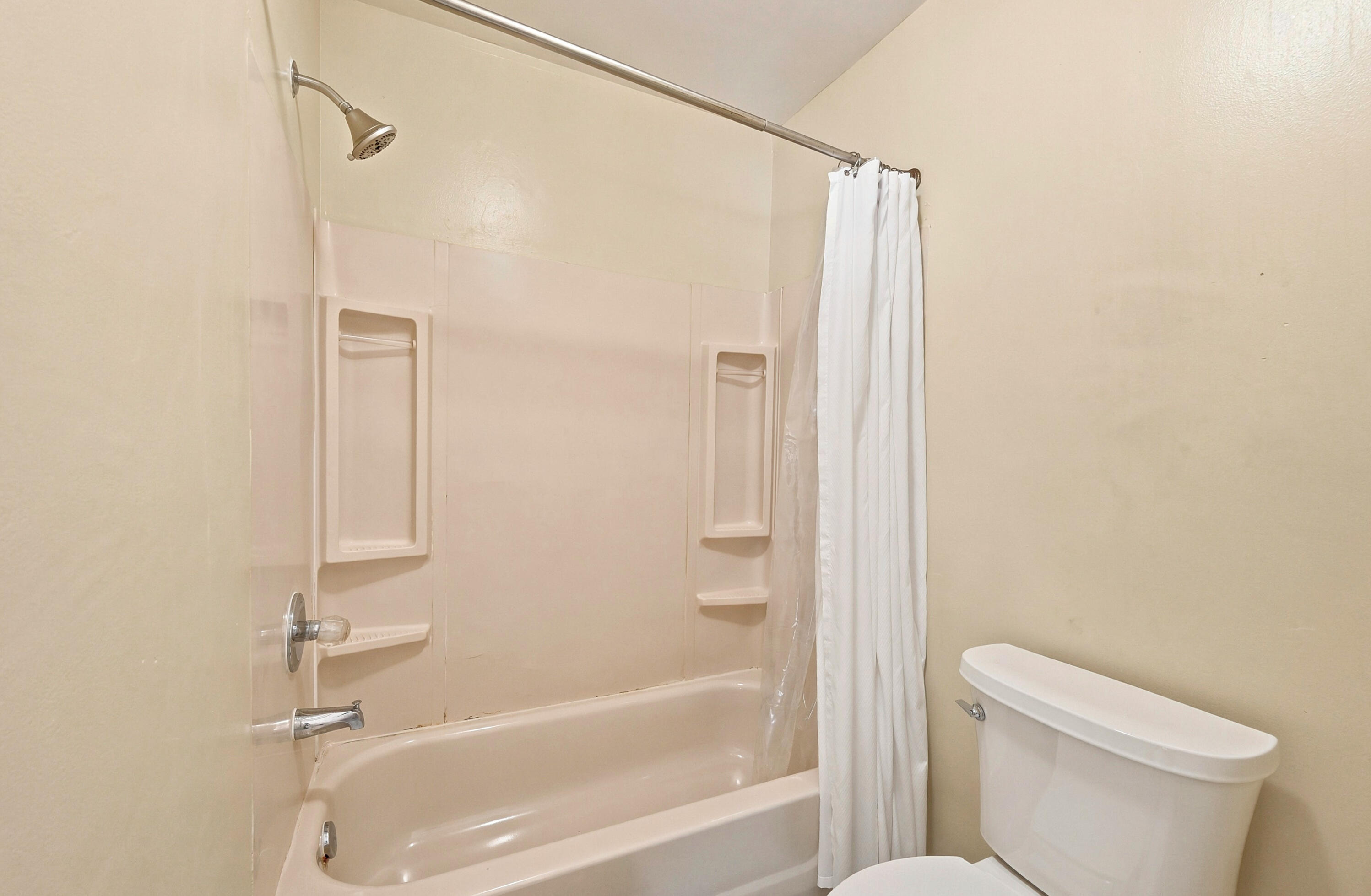 HAMPTONS OF NORTH LAUDERDALE - Residential