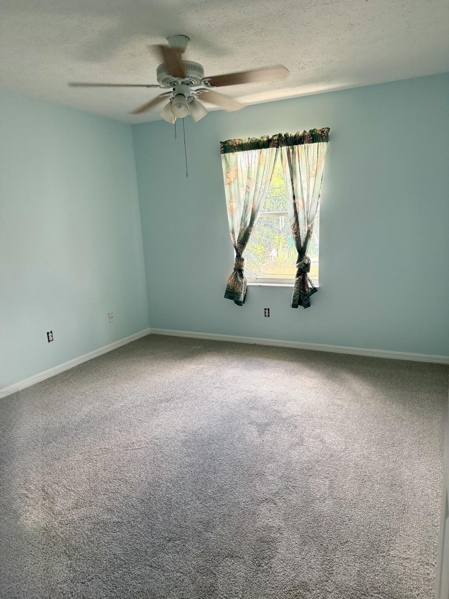 SOUTHBEND MANOR - Residential