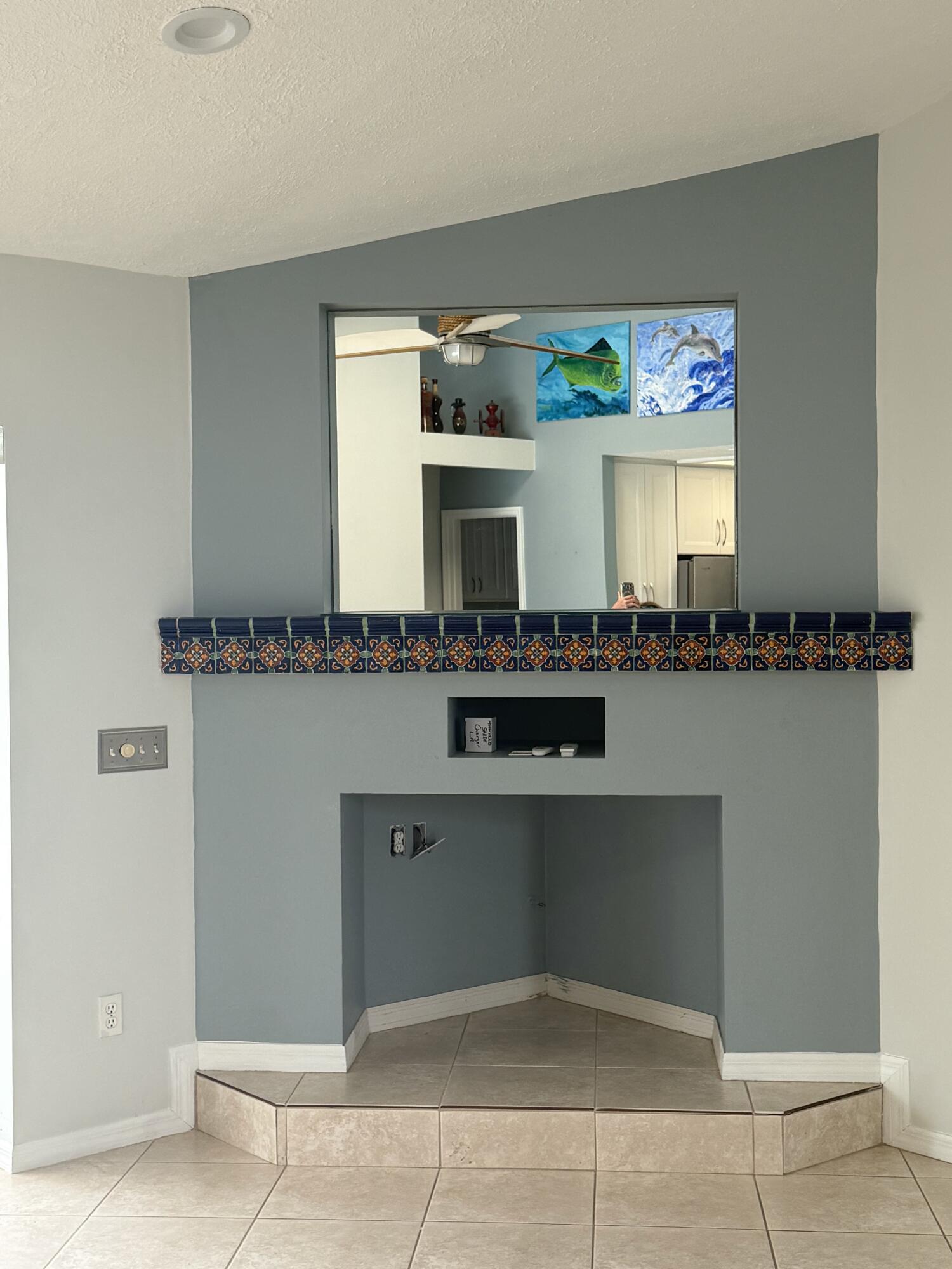 SOUTHBEND MANOR - Residential