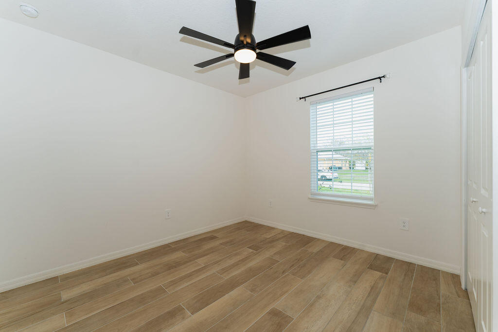 PORT ST LUCIE SECTION 13 - Residential Lease