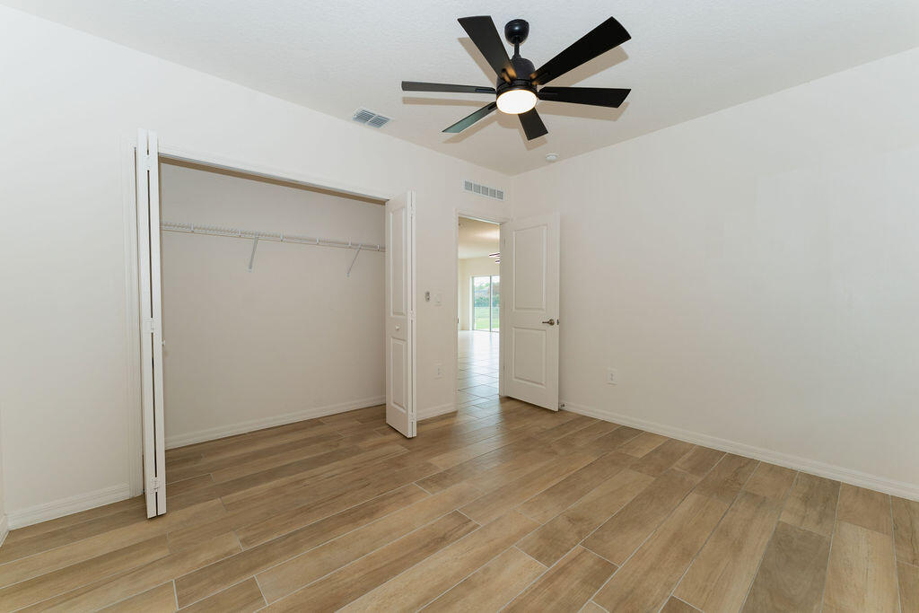 PORT ST LUCIE SECTION 13 - Residential Lease