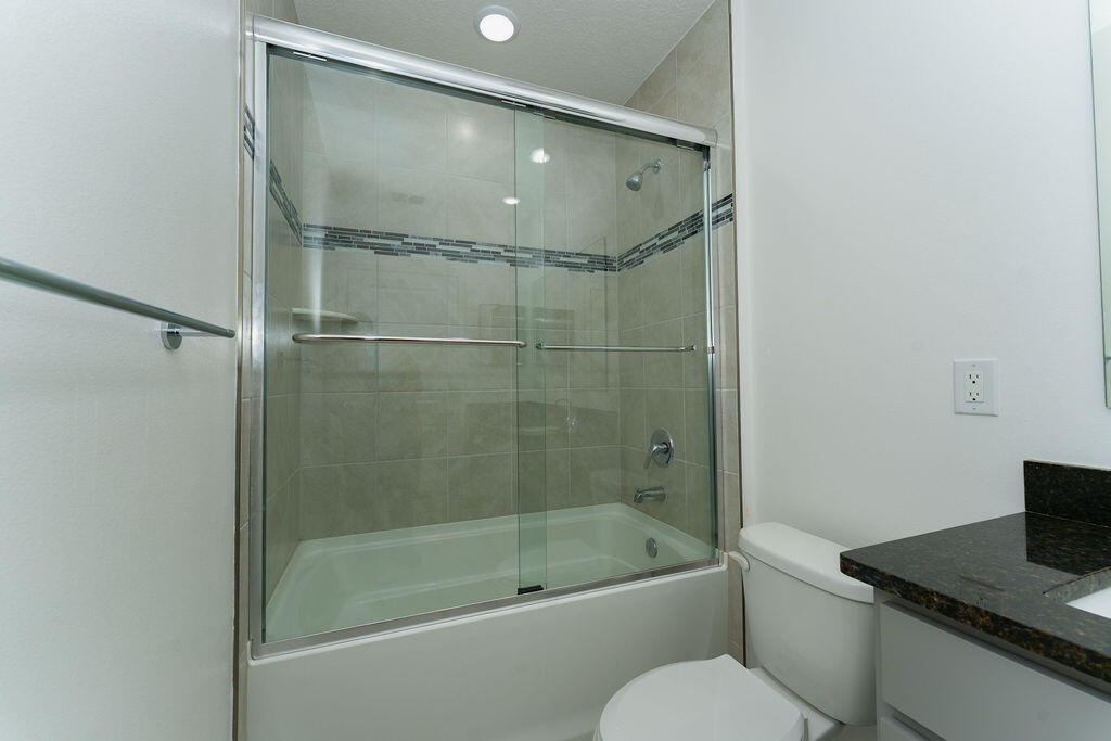 PORT ST LUCIE SECTION 13 - Residential Lease