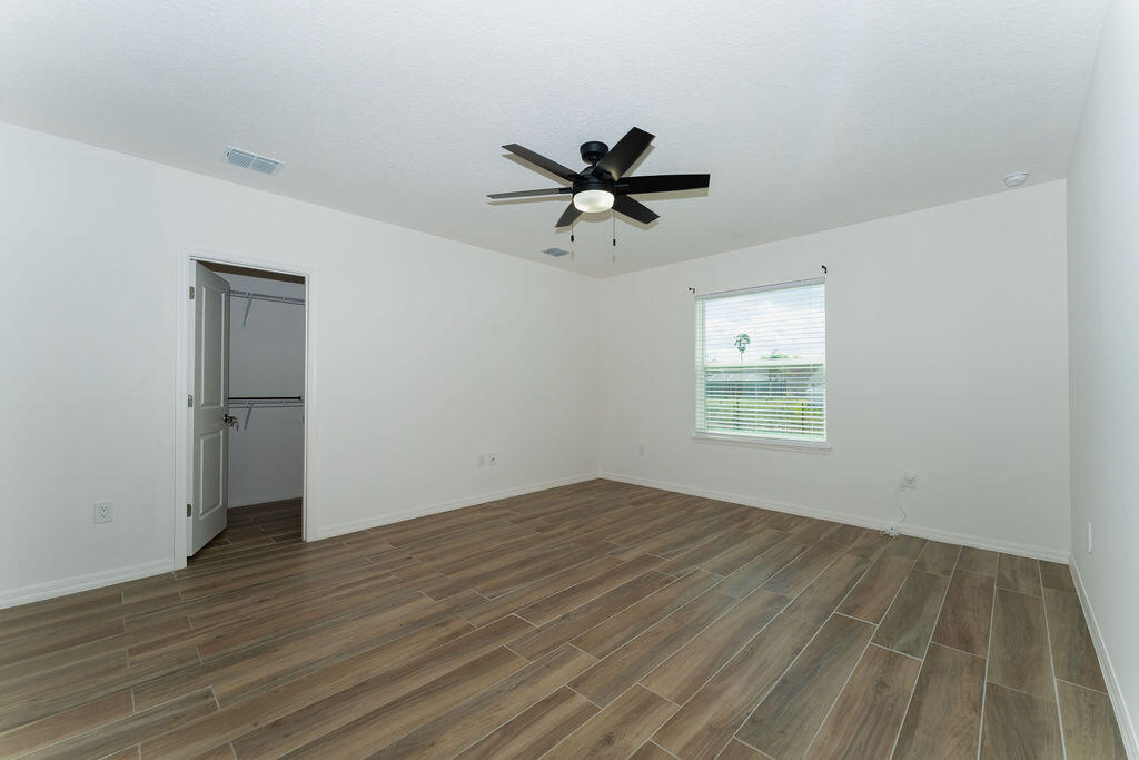PORT ST LUCIE SECTION 13 - Residential Lease