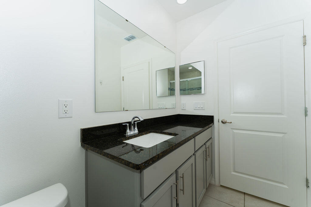 PORT ST LUCIE SECTION 13 - Residential Lease