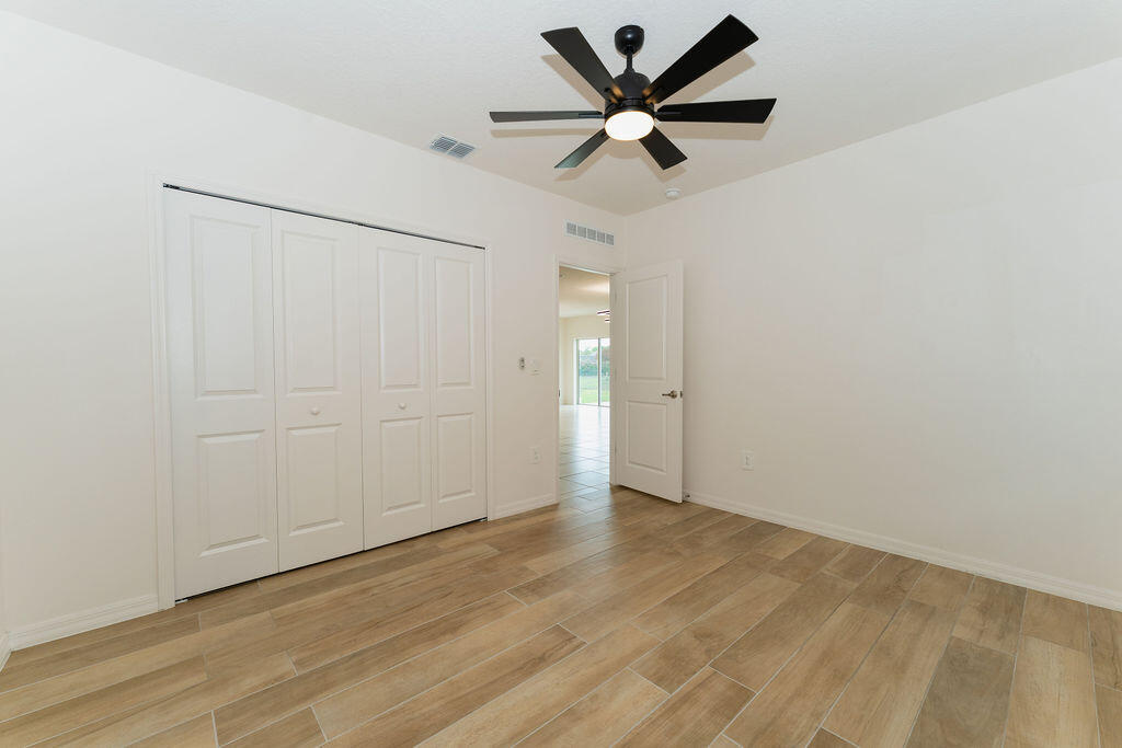 PORT ST LUCIE SECTION 13 - Residential Lease