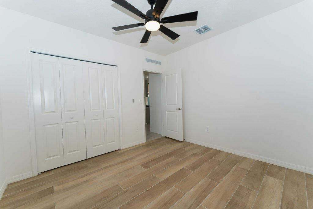 PORT ST LUCIE SECTION 13 - Residential Lease