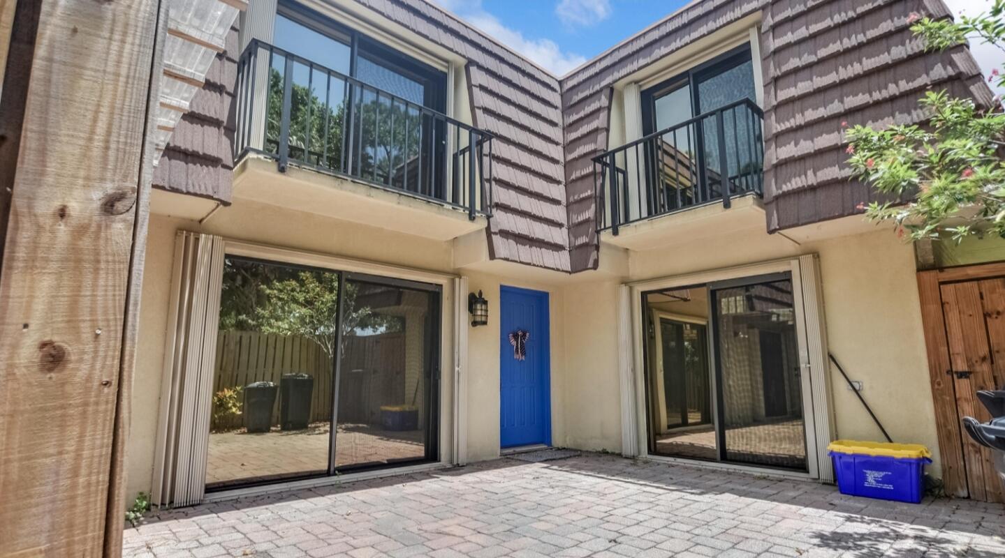 GARDEN LAKES AND GARDEN SQUARE SHOPS - Residential Lease