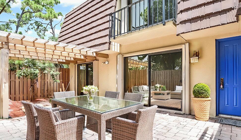 GARDEN LAKES AND GARDEN SQUARE SHOPS - Residential Lease