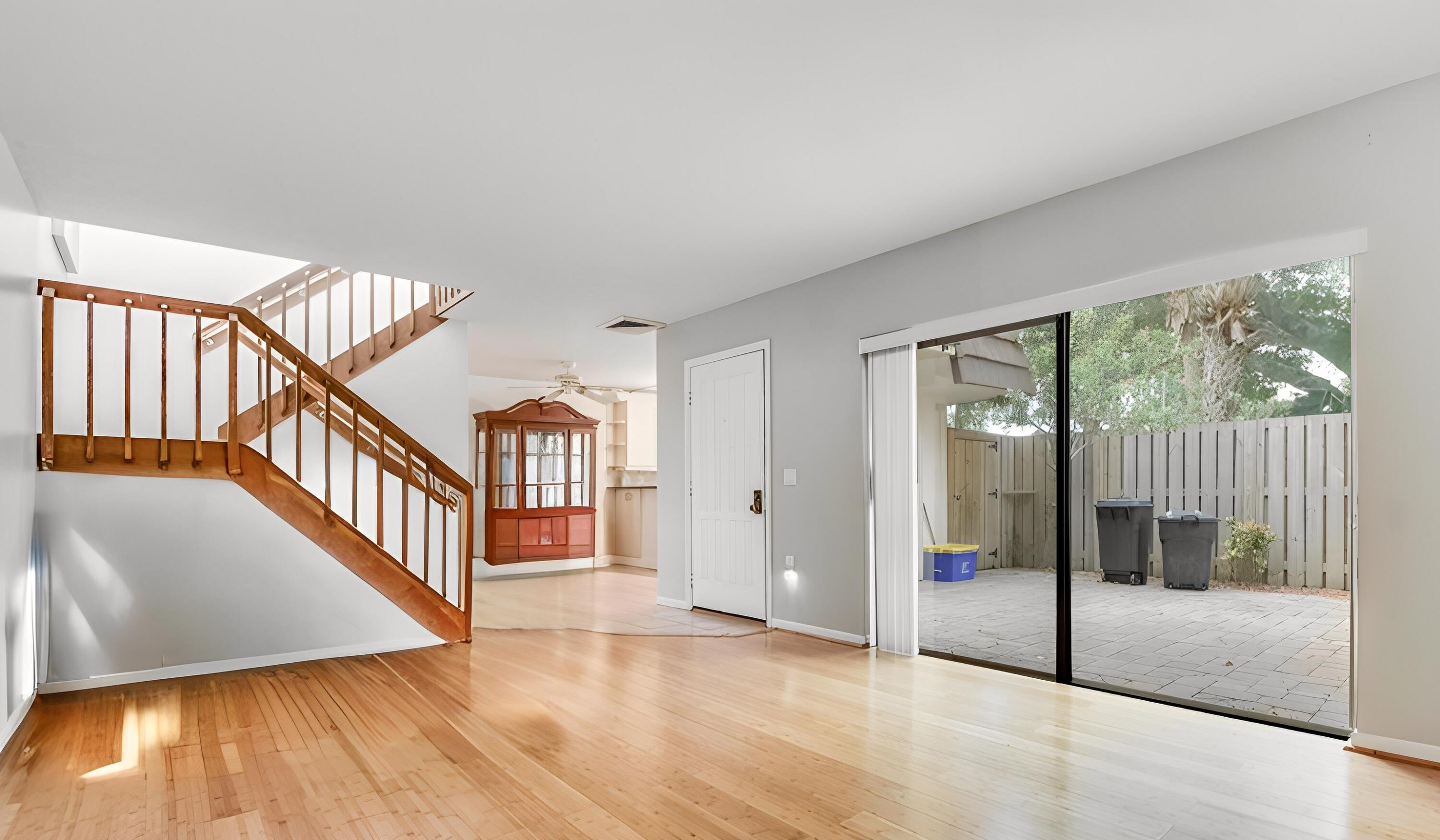GARDEN LAKES AND GARDEN SQUARE SHOPS - Residential Lease