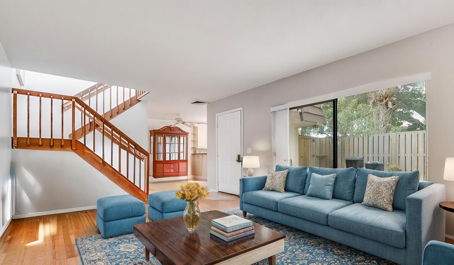 GARDEN LAKES AND GARDEN SQUARE SHOPS - Residential Lease