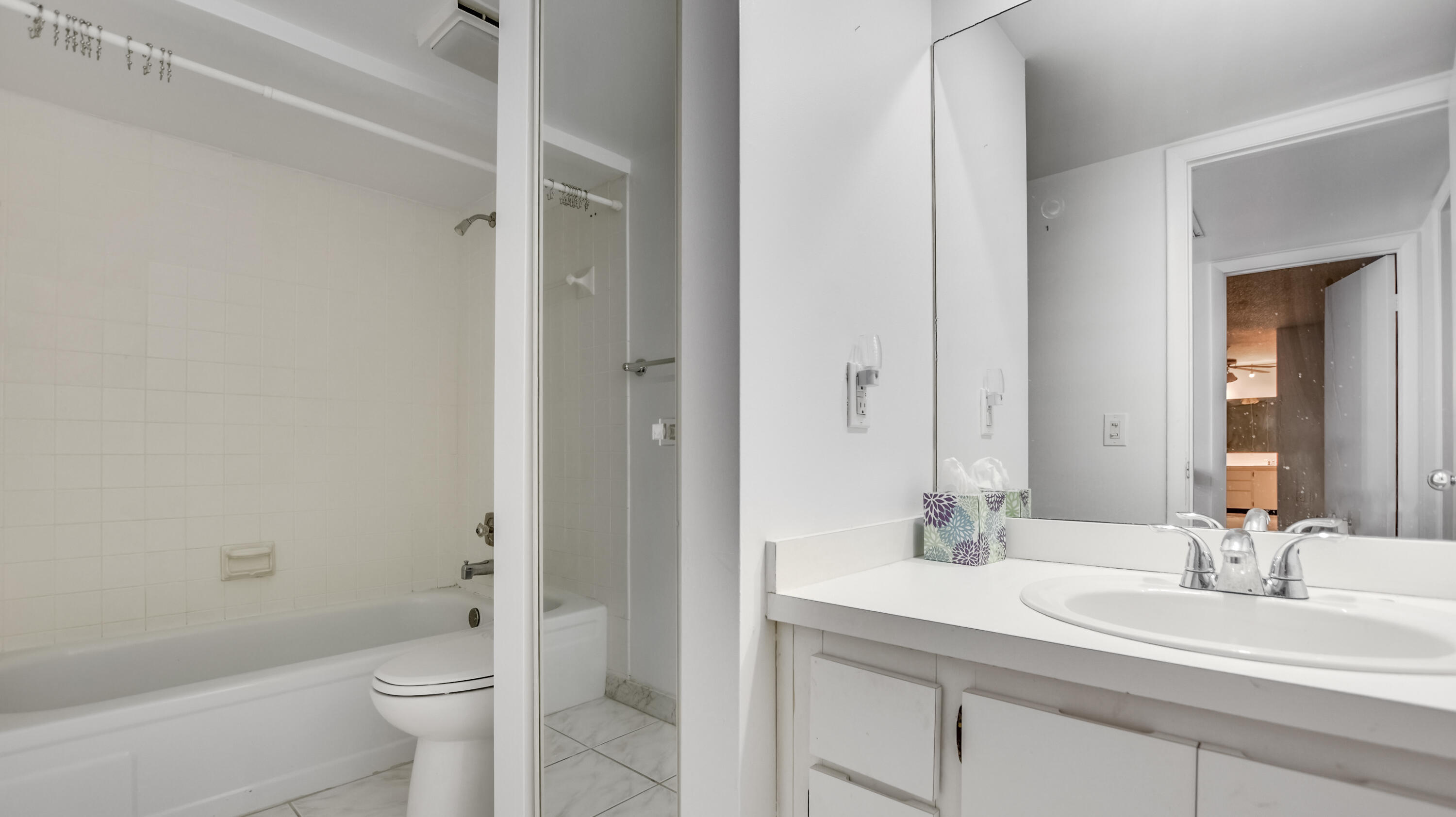 GARDEN LAKES AND GARDEN SQUARE SHOPS - Residential Lease