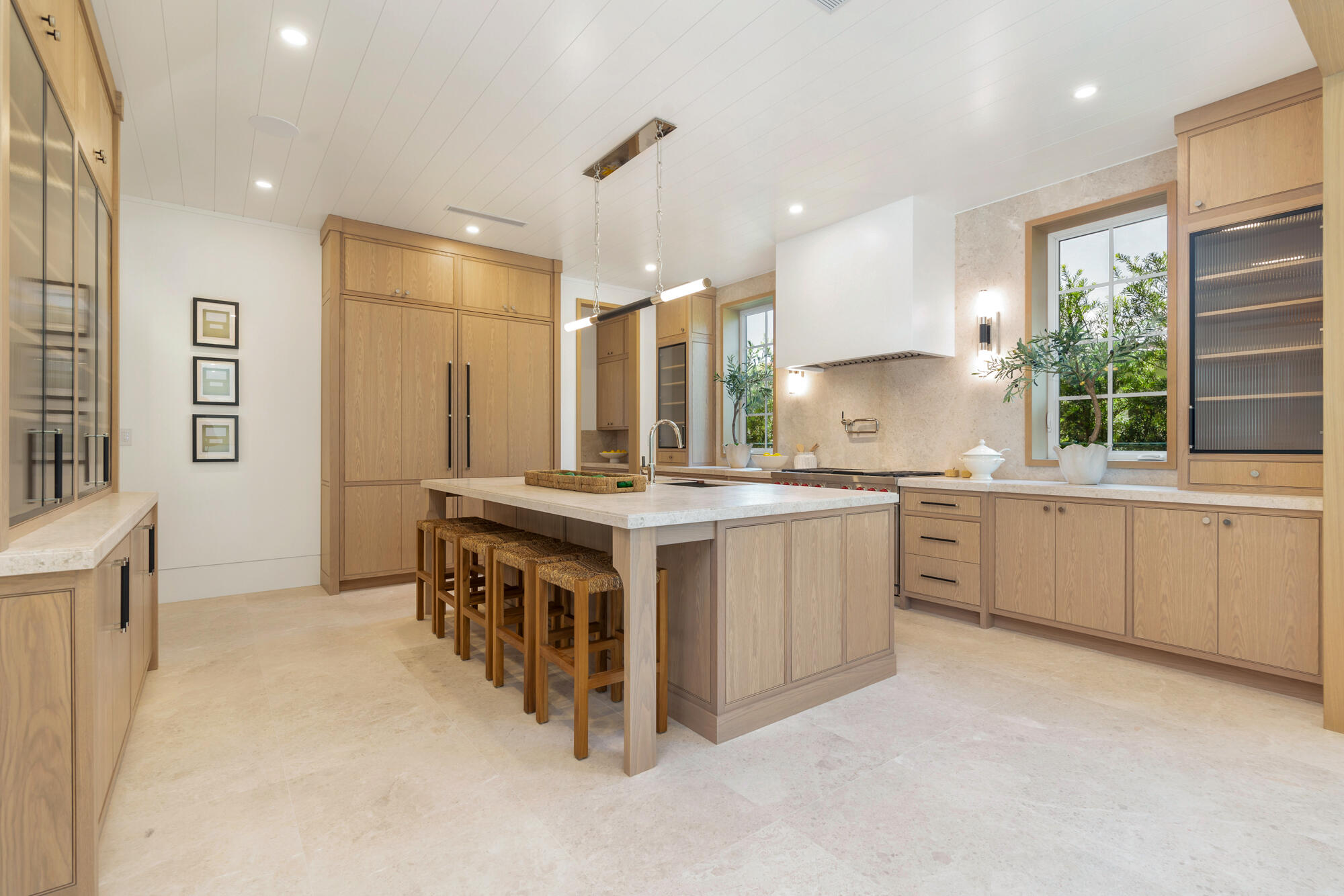 WORTH COURT - Residential