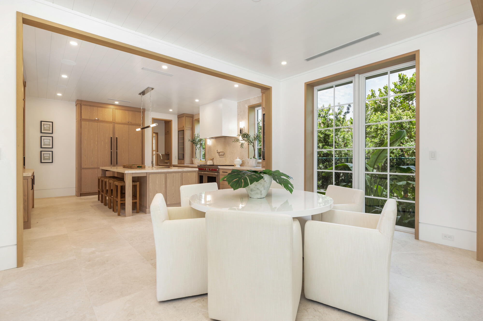 WORTH COURT - Residential