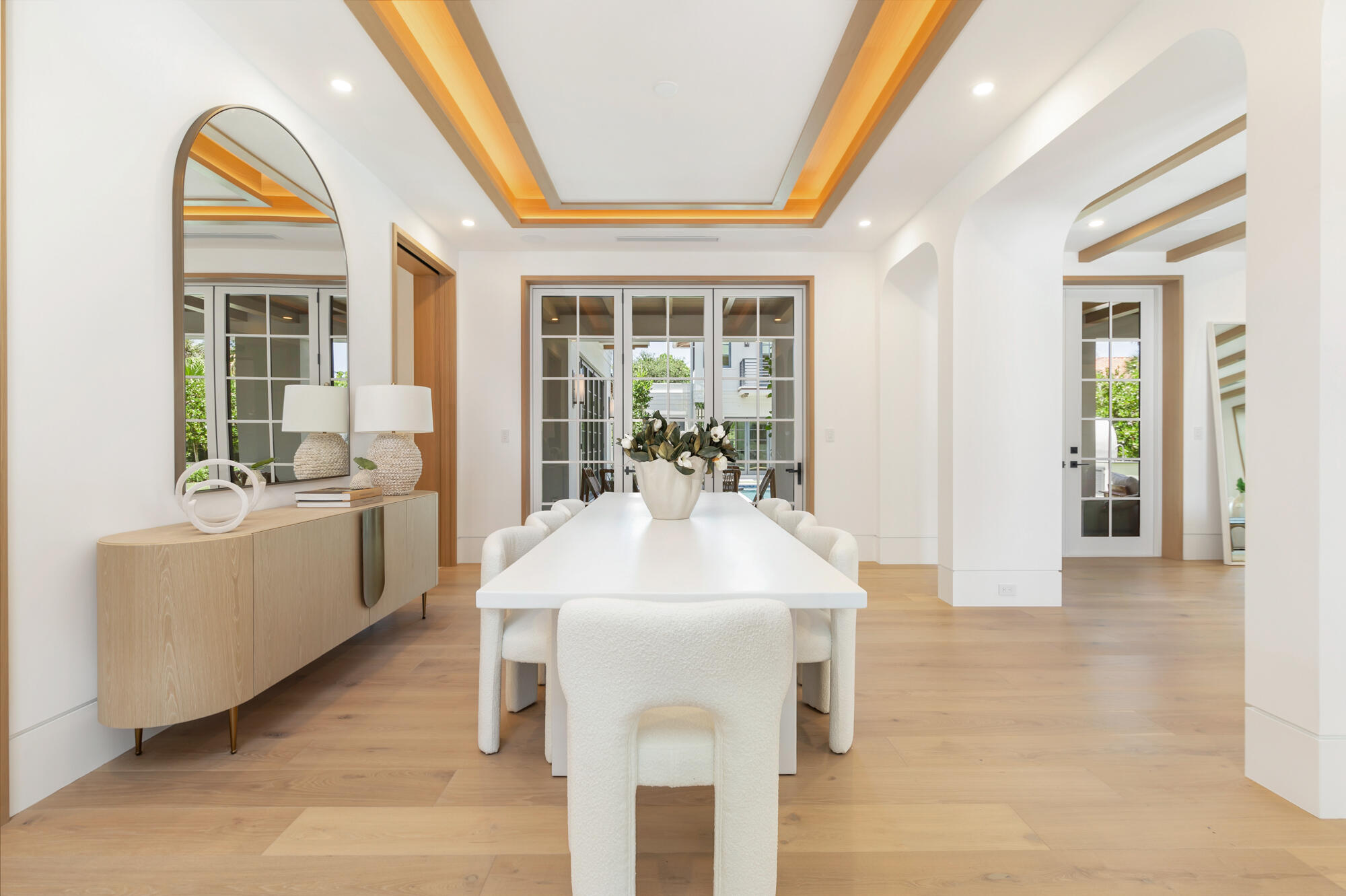 WORTH COURT - Residential