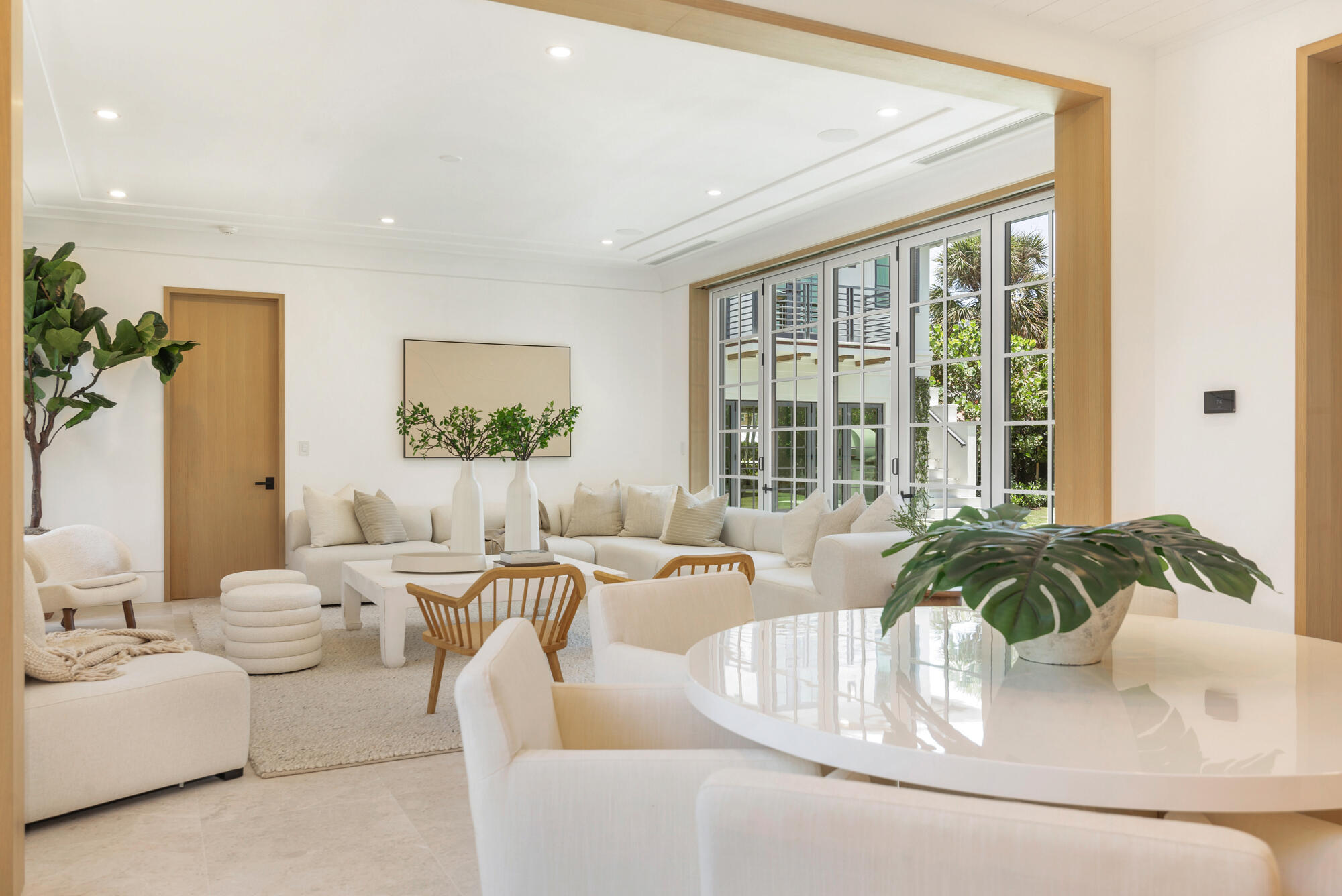 WORTH COURT - Residential