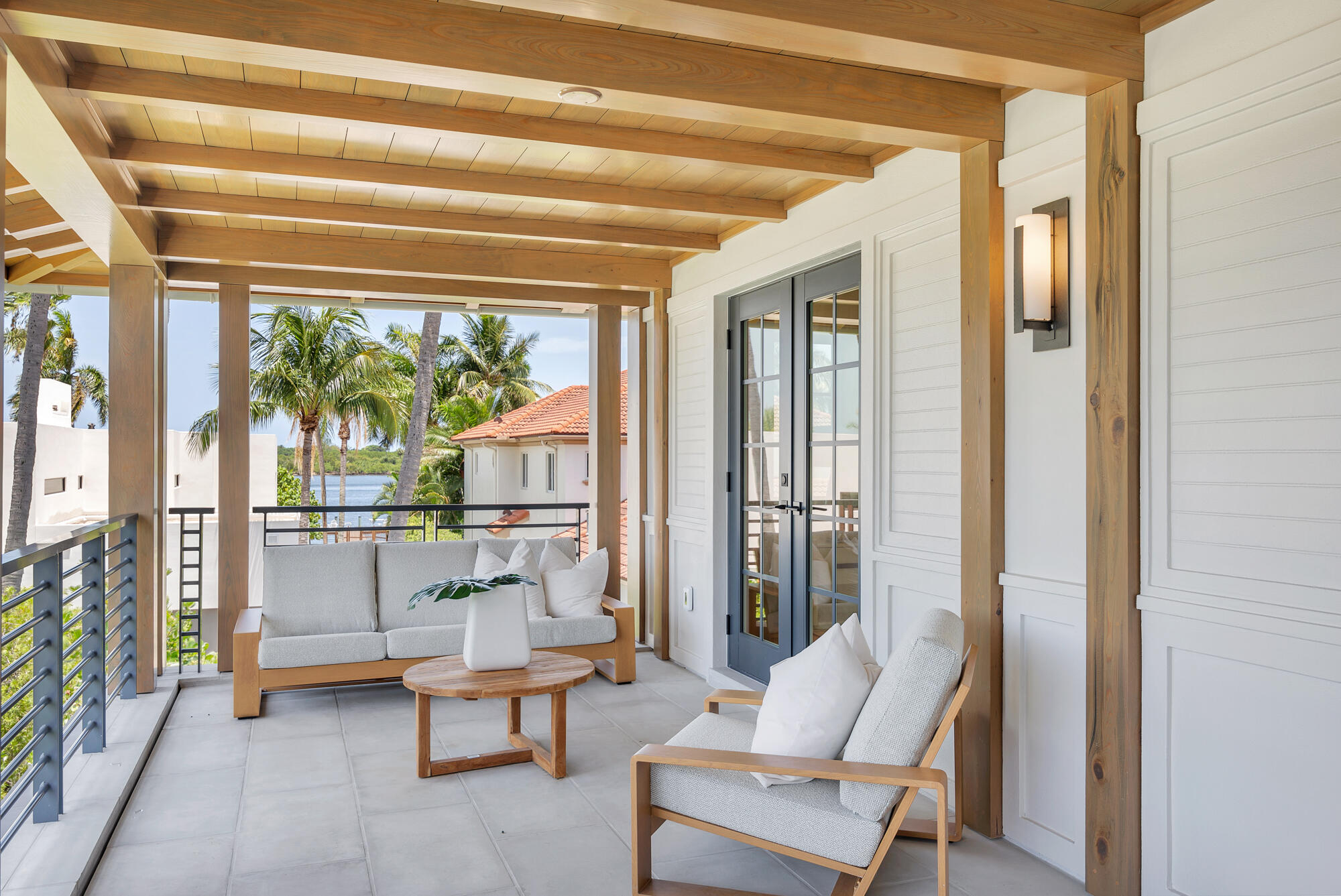 WORTH COURT - Residential
