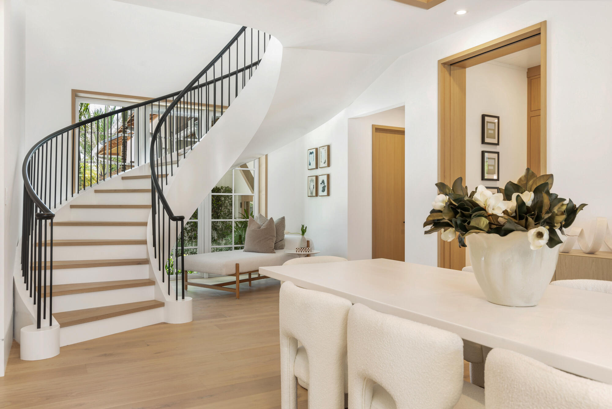 WORTH COURT - Residential