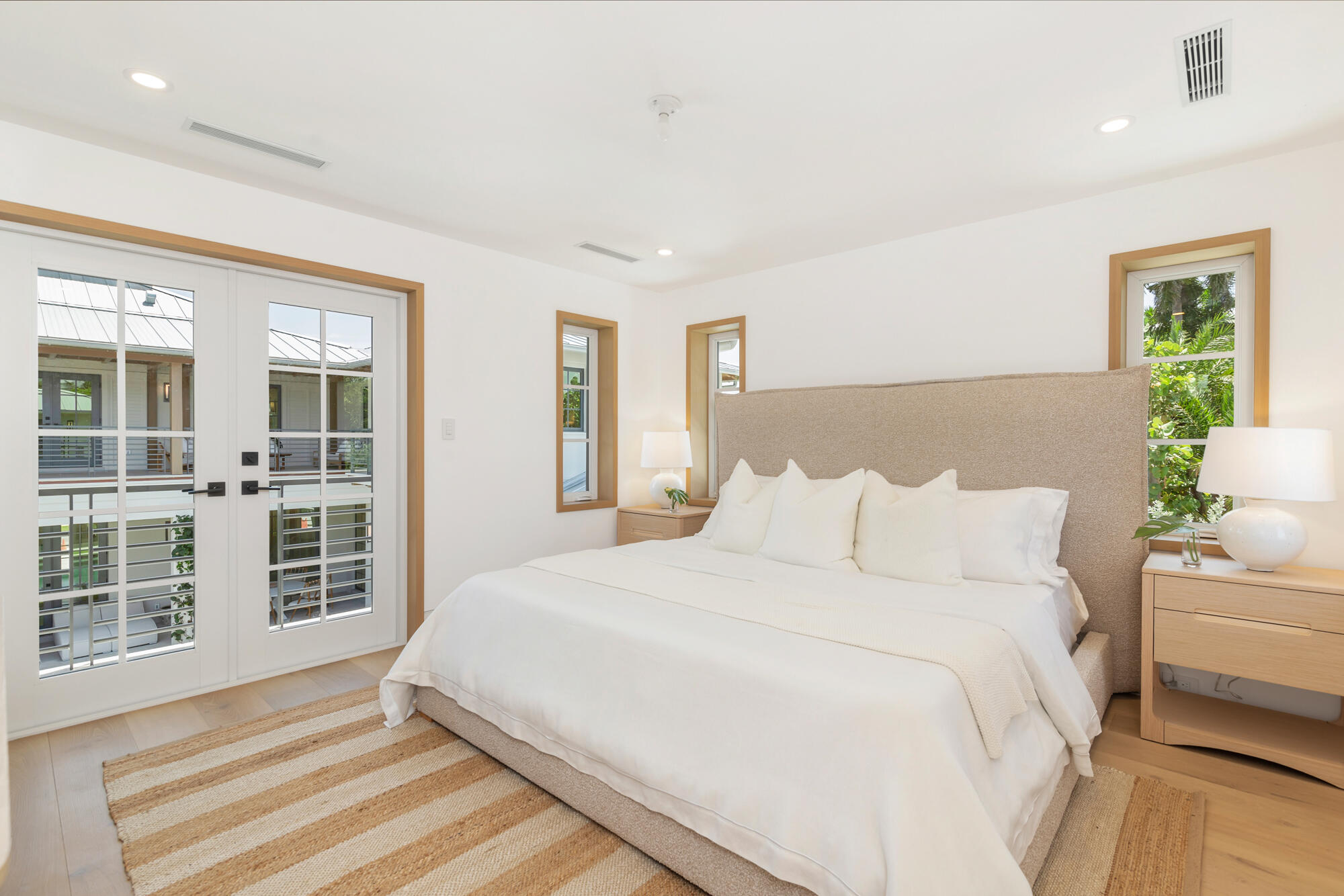 WORTH COURT - Residential