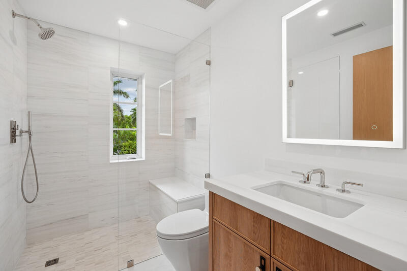 WORTH COURT - Residential