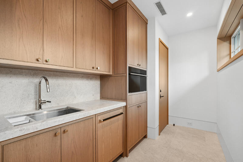 WORTH COURT - Residential