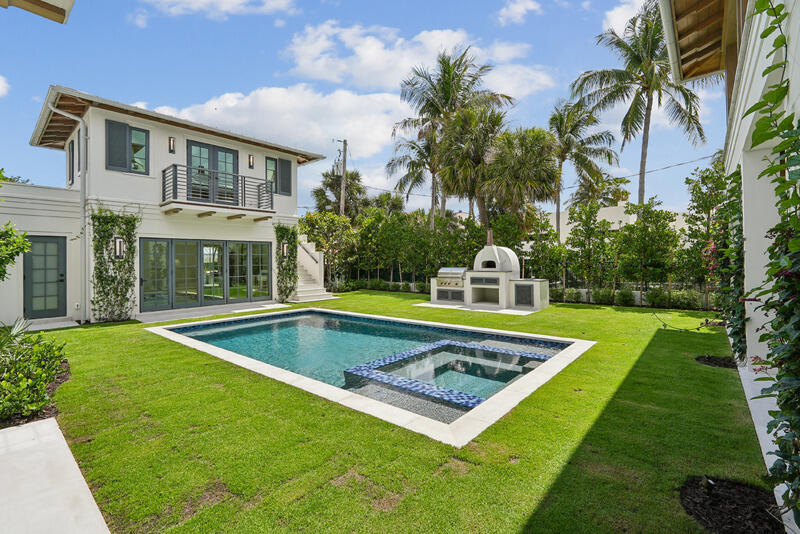 WORTH COURT - Residential