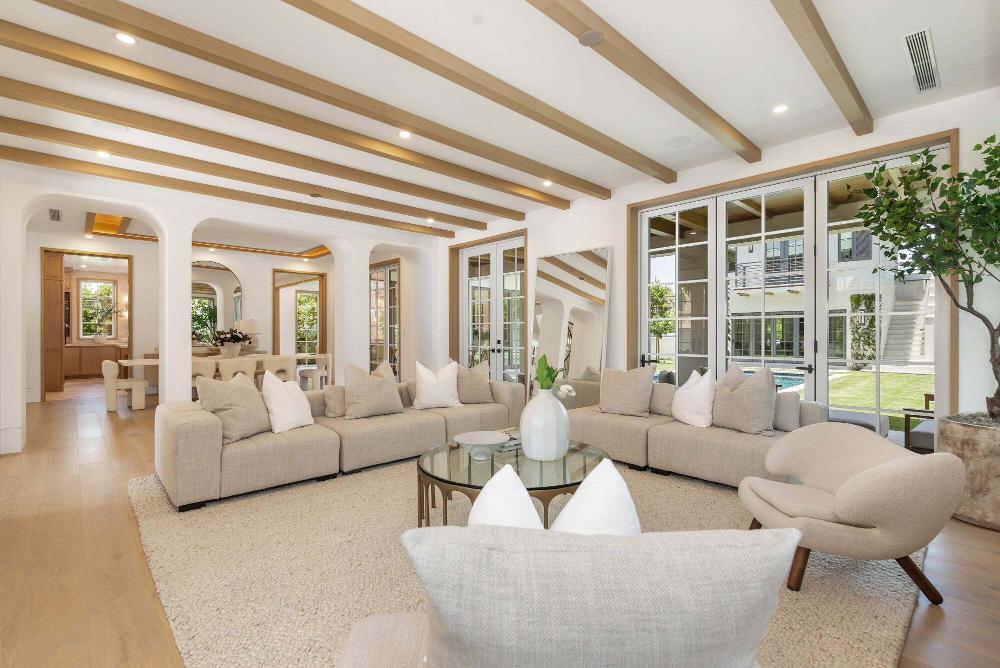 WORTH COURT - Residential