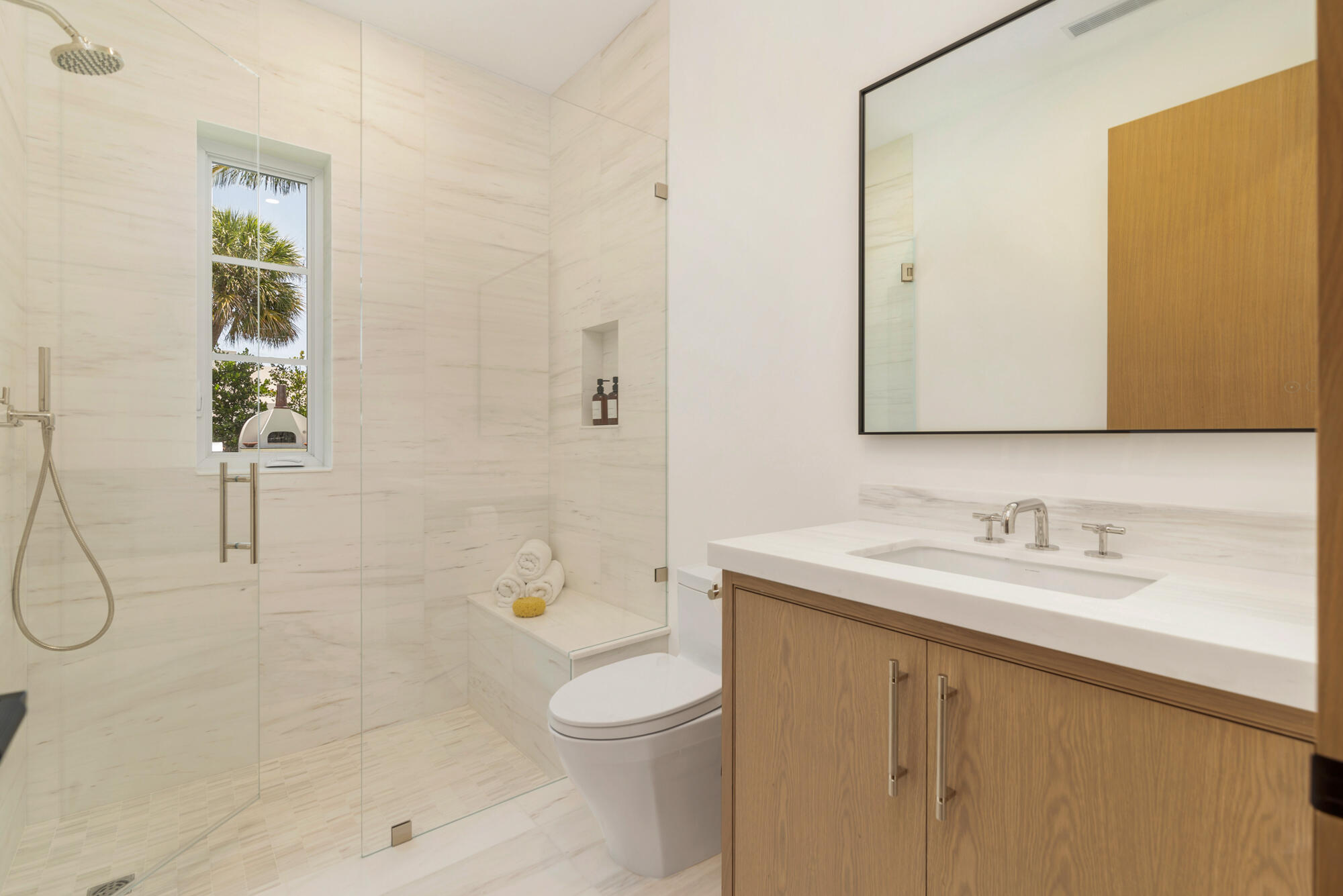 WORTH COURT - Residential
