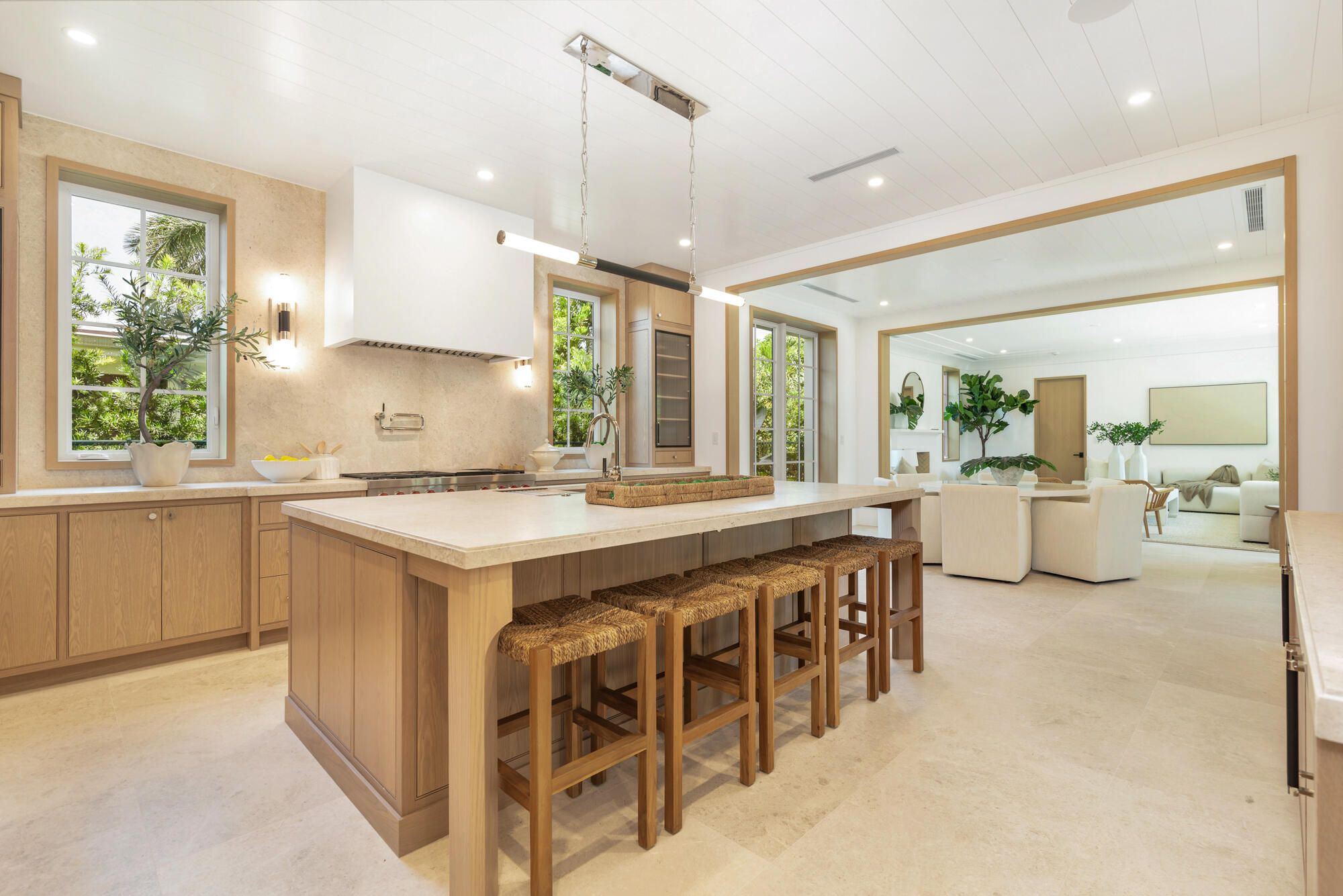 WORTH COURT - Residential