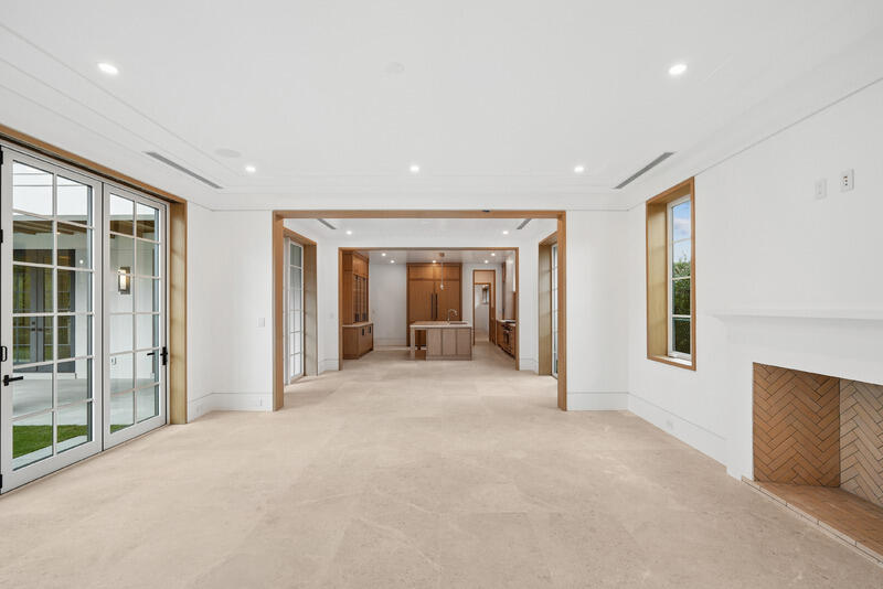 WORTH COURT - Residential