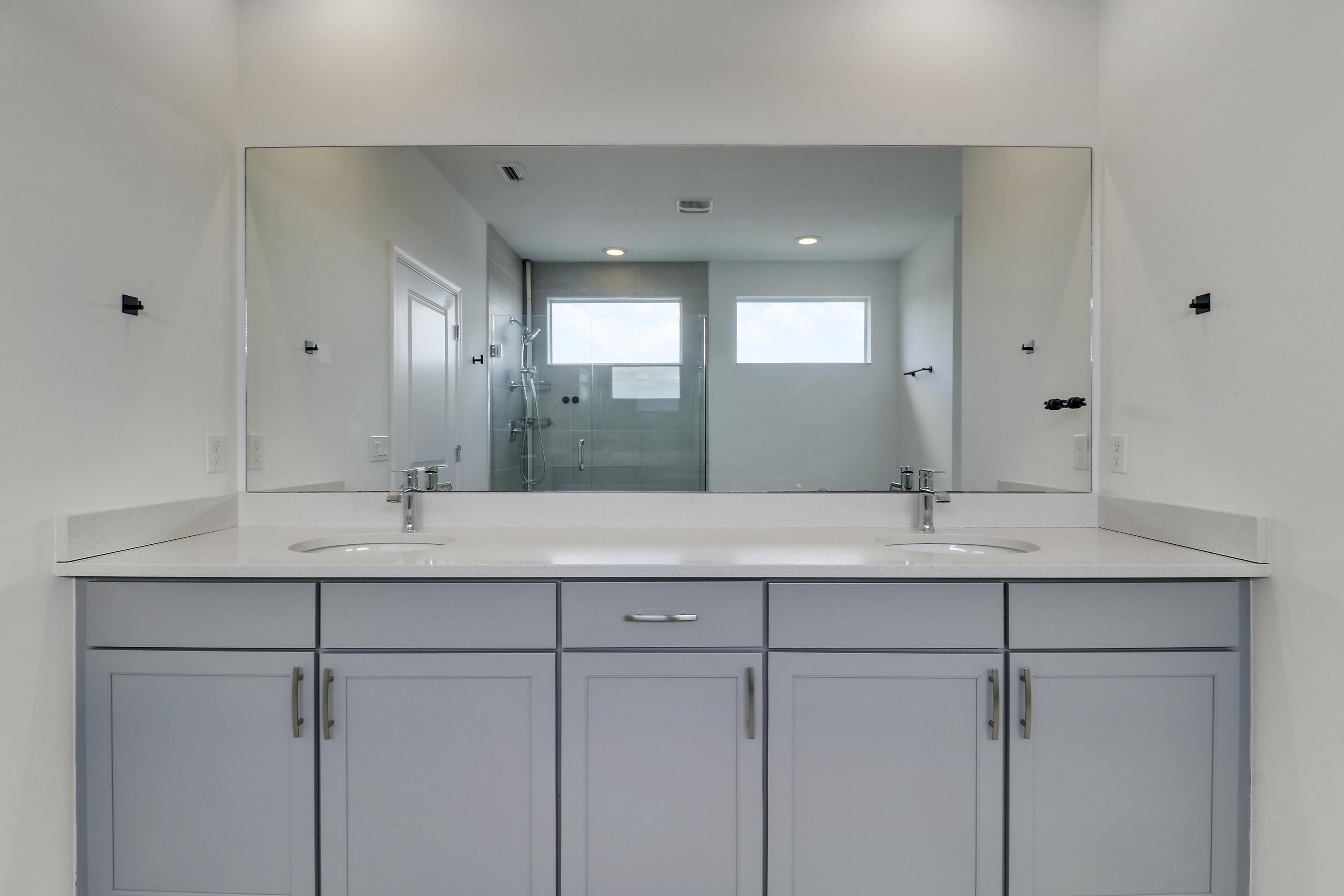 MATTAMY AT SOUTHERN GROVE - Residential