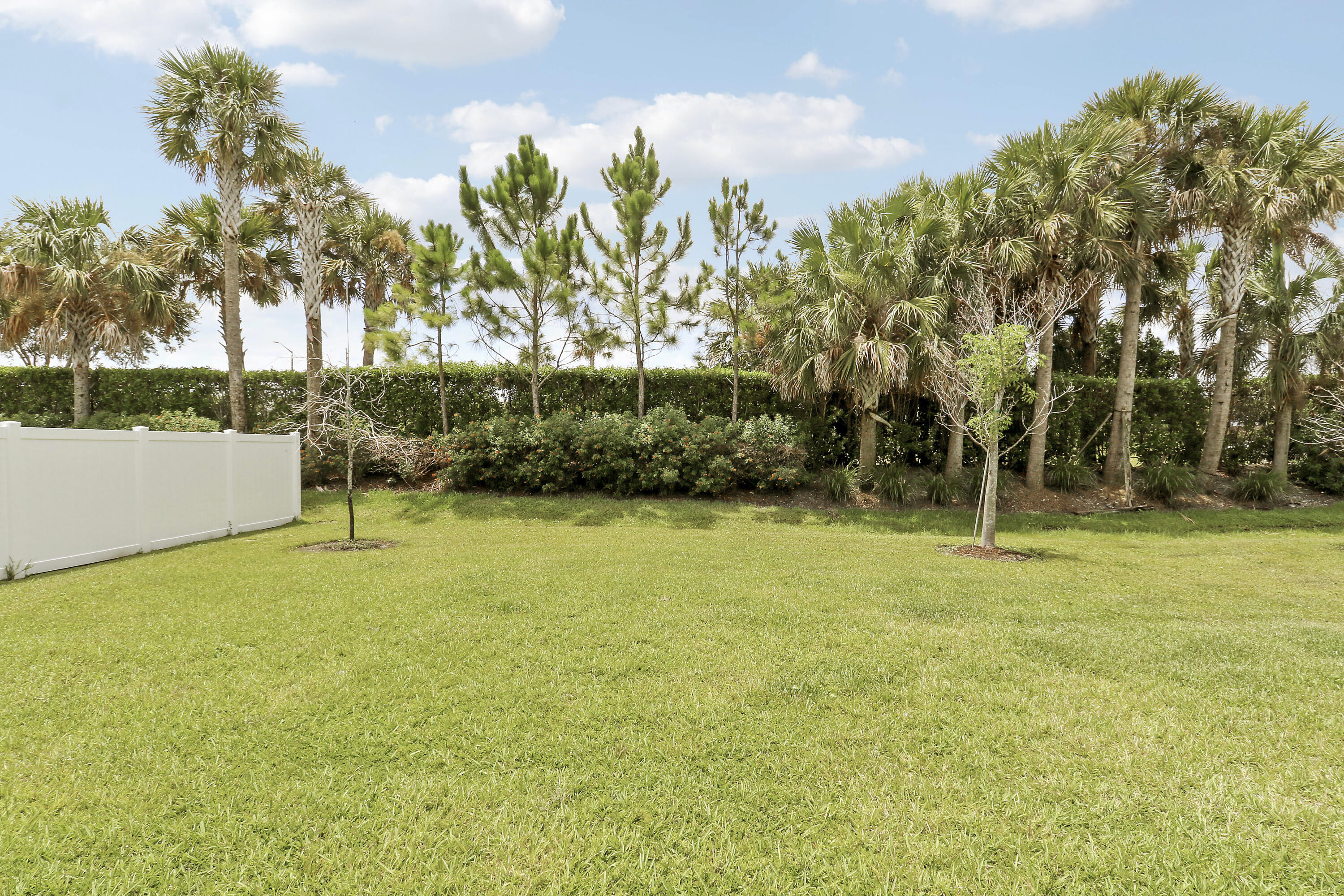 MATTAMY AT SOUTHERN GROVE - Residential