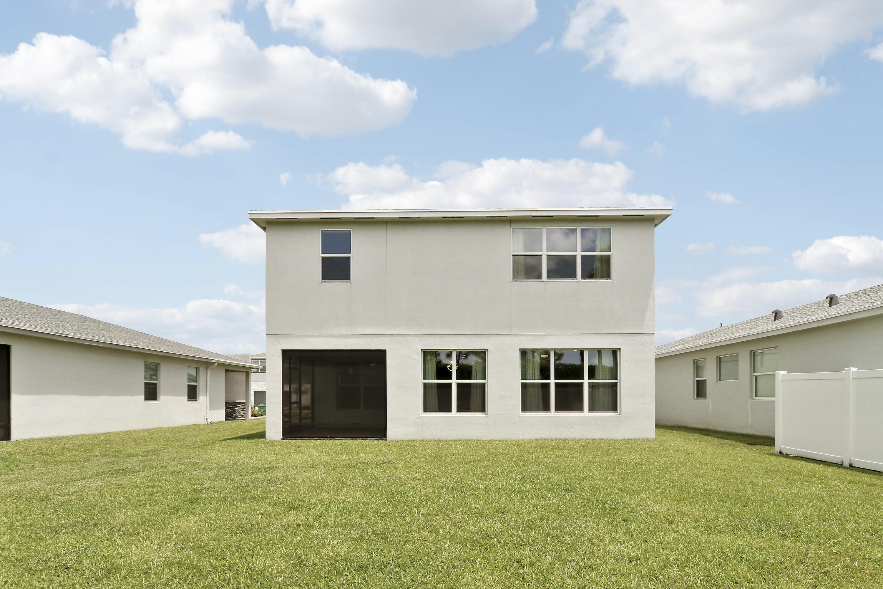 MATTAMY AT SOUTHERN GROVE - Residential