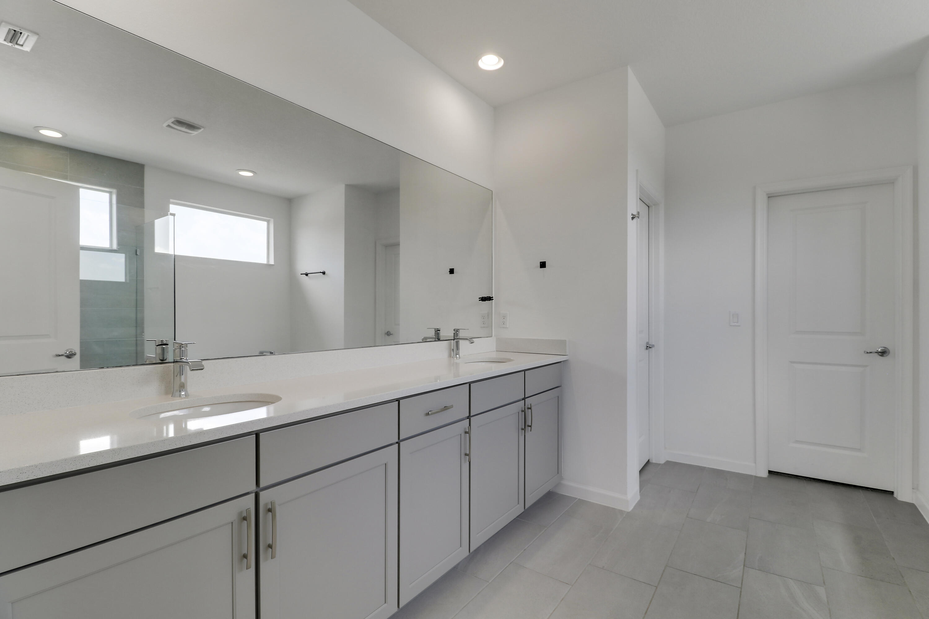 MATTAMY AT SOUTHERN GROVE - Residential
