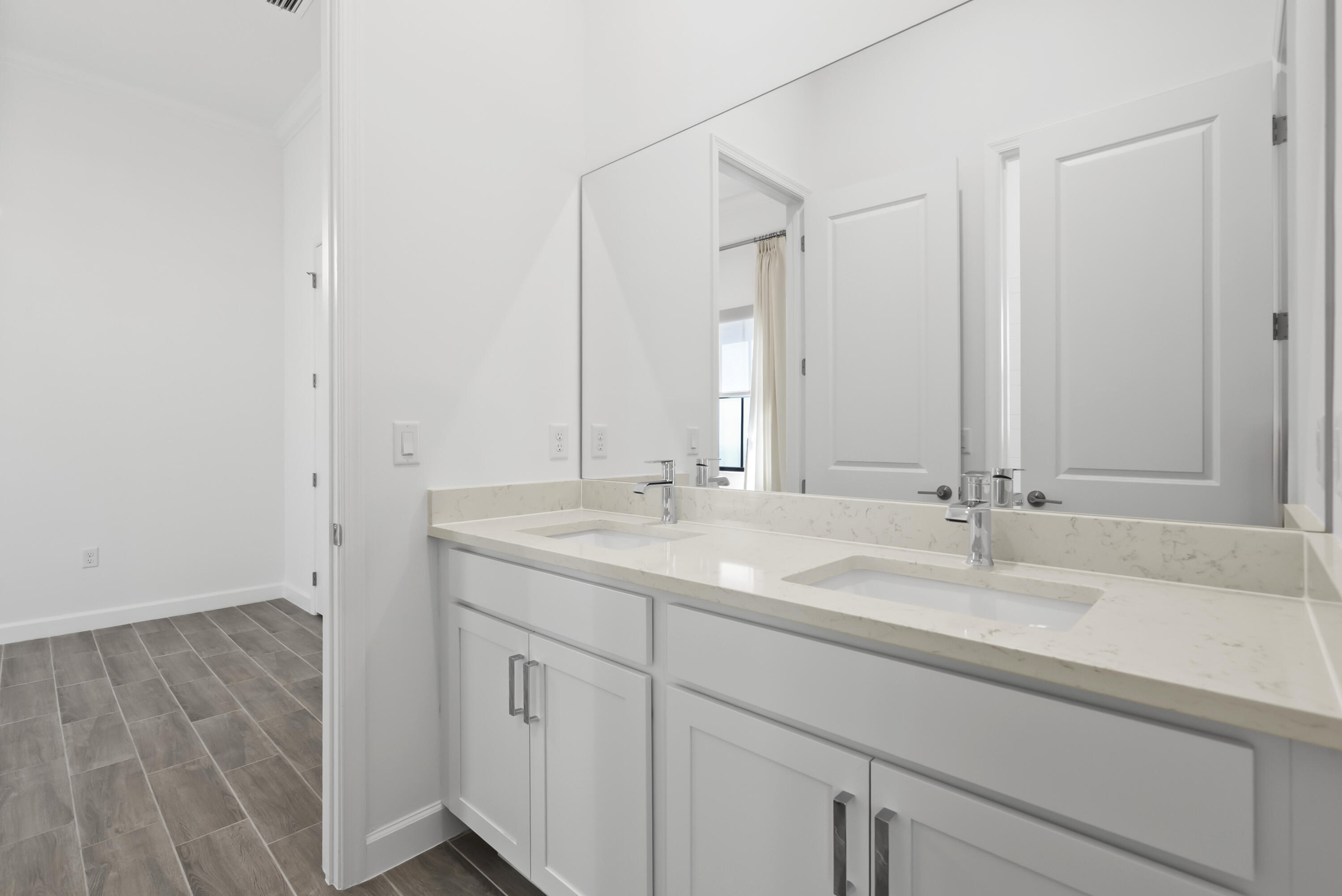 TESORO PLAT NO 20 - Residential