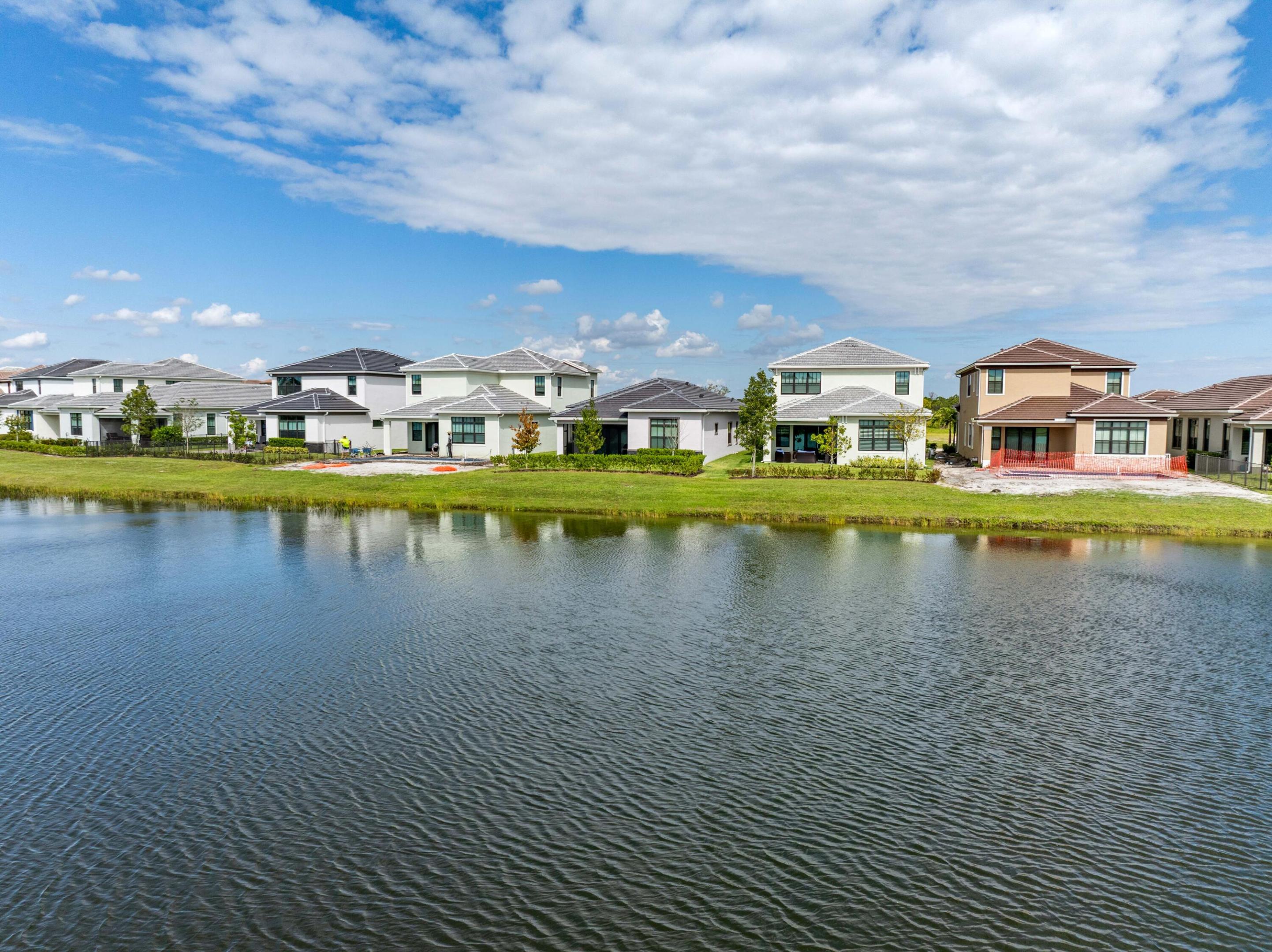 TESORO PLAT NO 20 - Residential