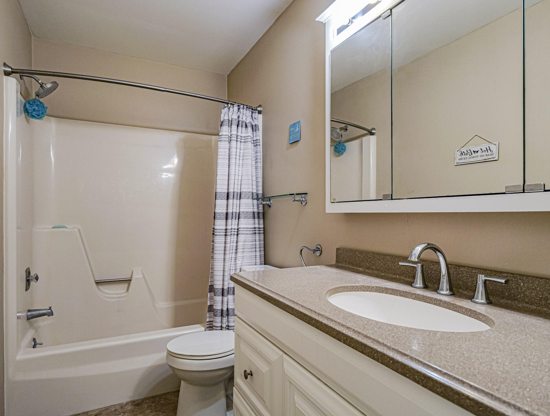 VISTA ROYALE PHASE IV BLDGS 83-111 - Residential