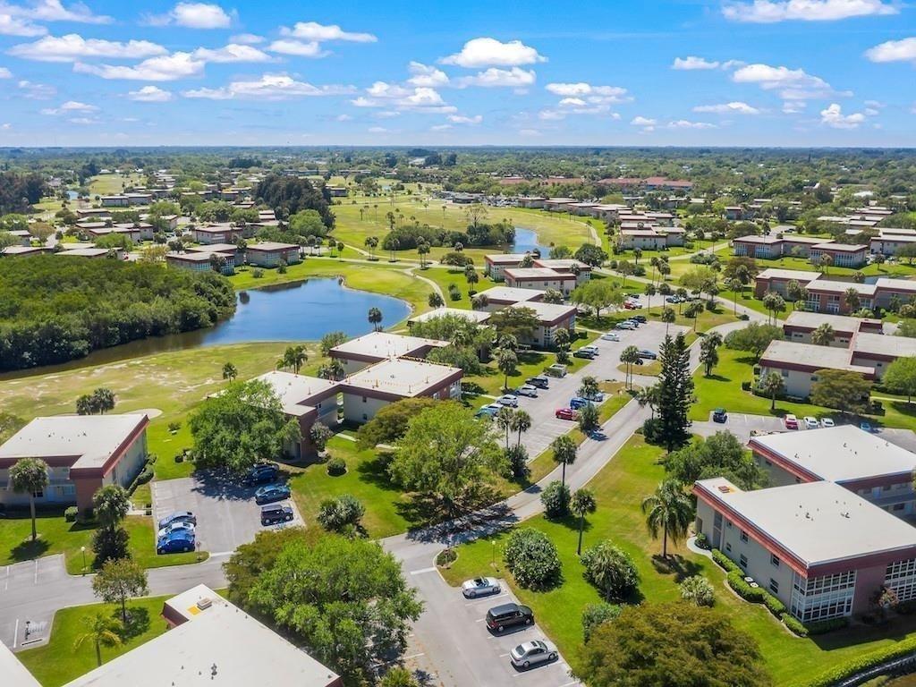 VISTA ROYALE PHASE IV BLDGS 83-111 - Residential