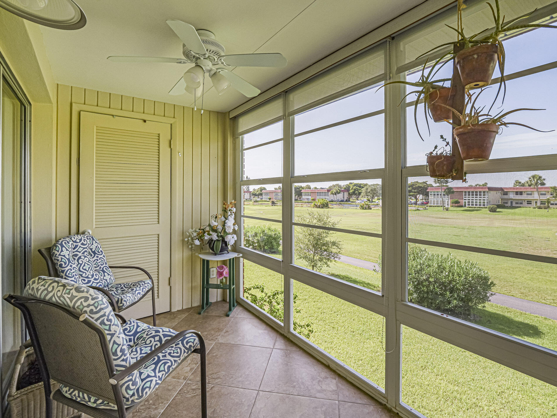 VISTA ROYALE PHASE IV BLDGS 83-111 - Residential