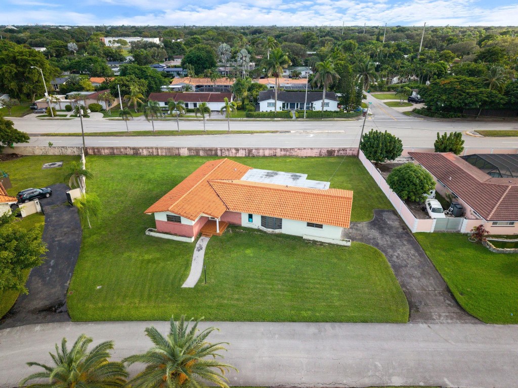KENDALL POINT - Residential