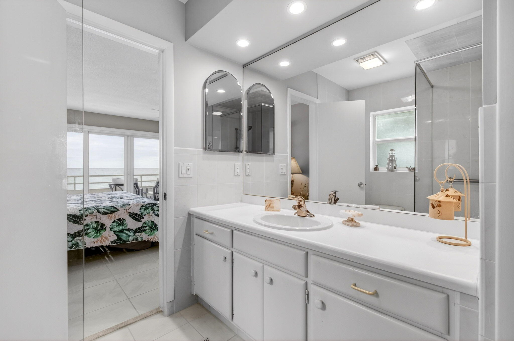 CARLTON HOUSE CONDO - Residential
