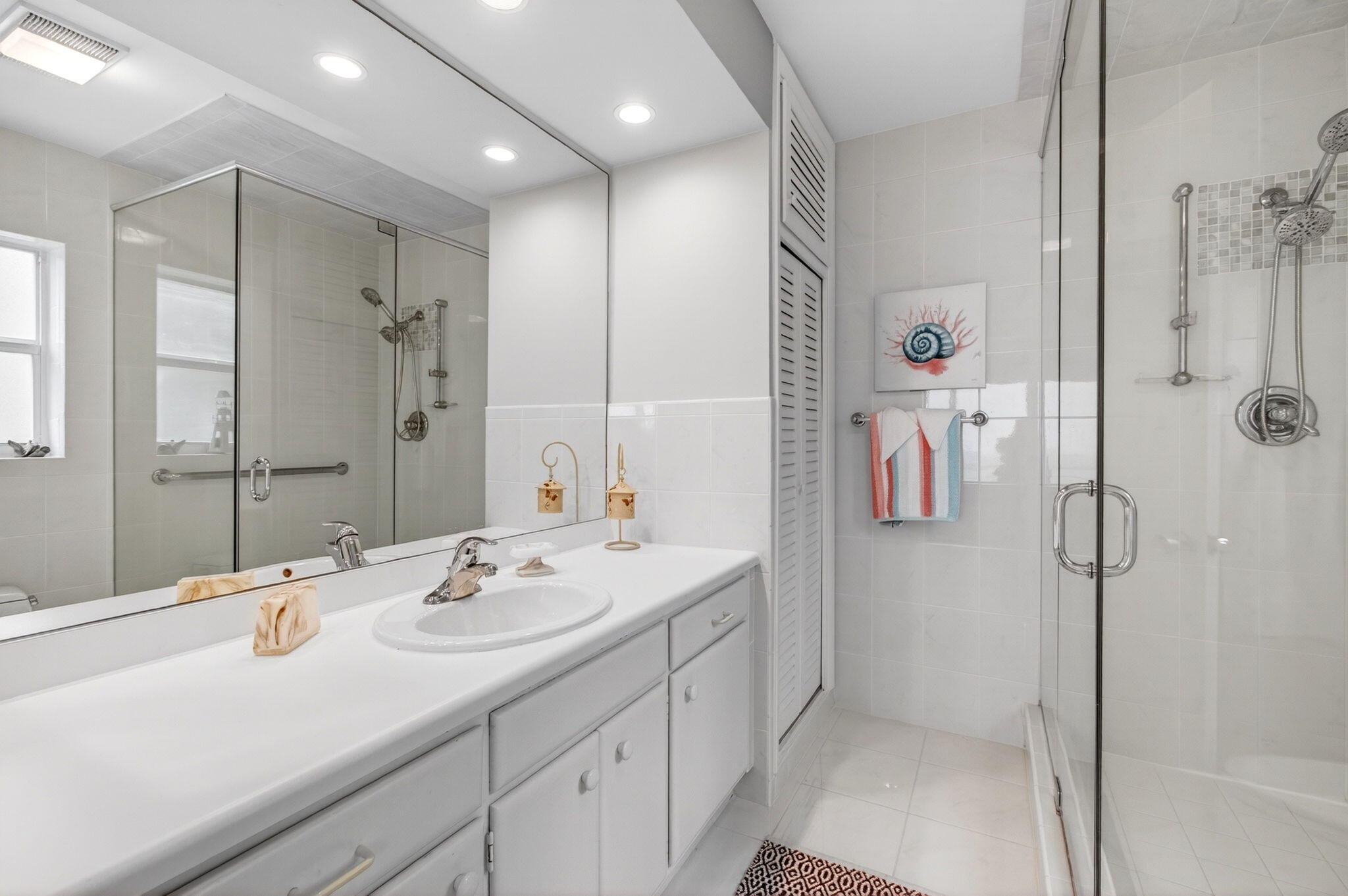 CARLTON HOUSE CONDO - Residential