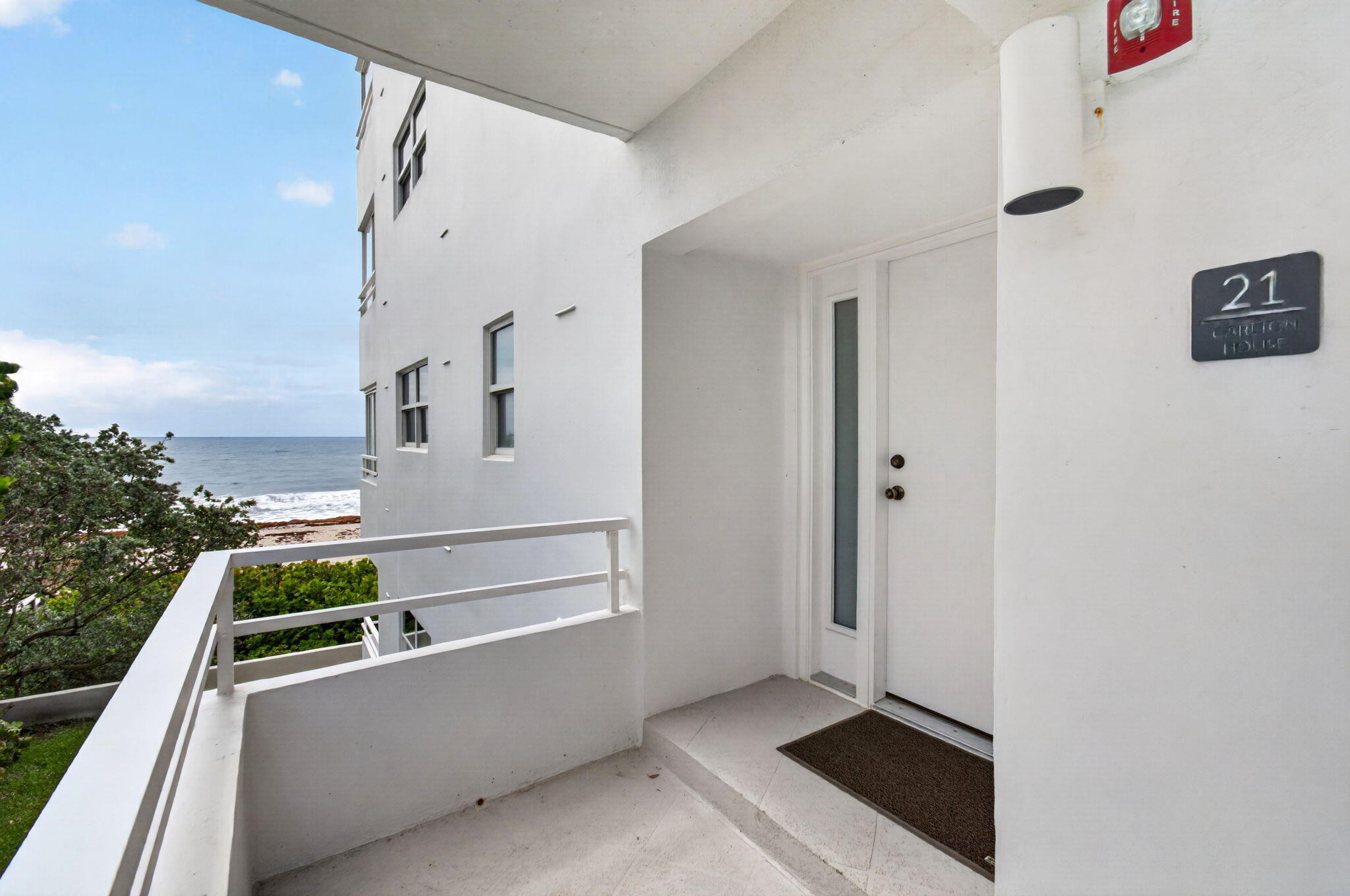 CARLTON HOUSE CONDO - Residential
