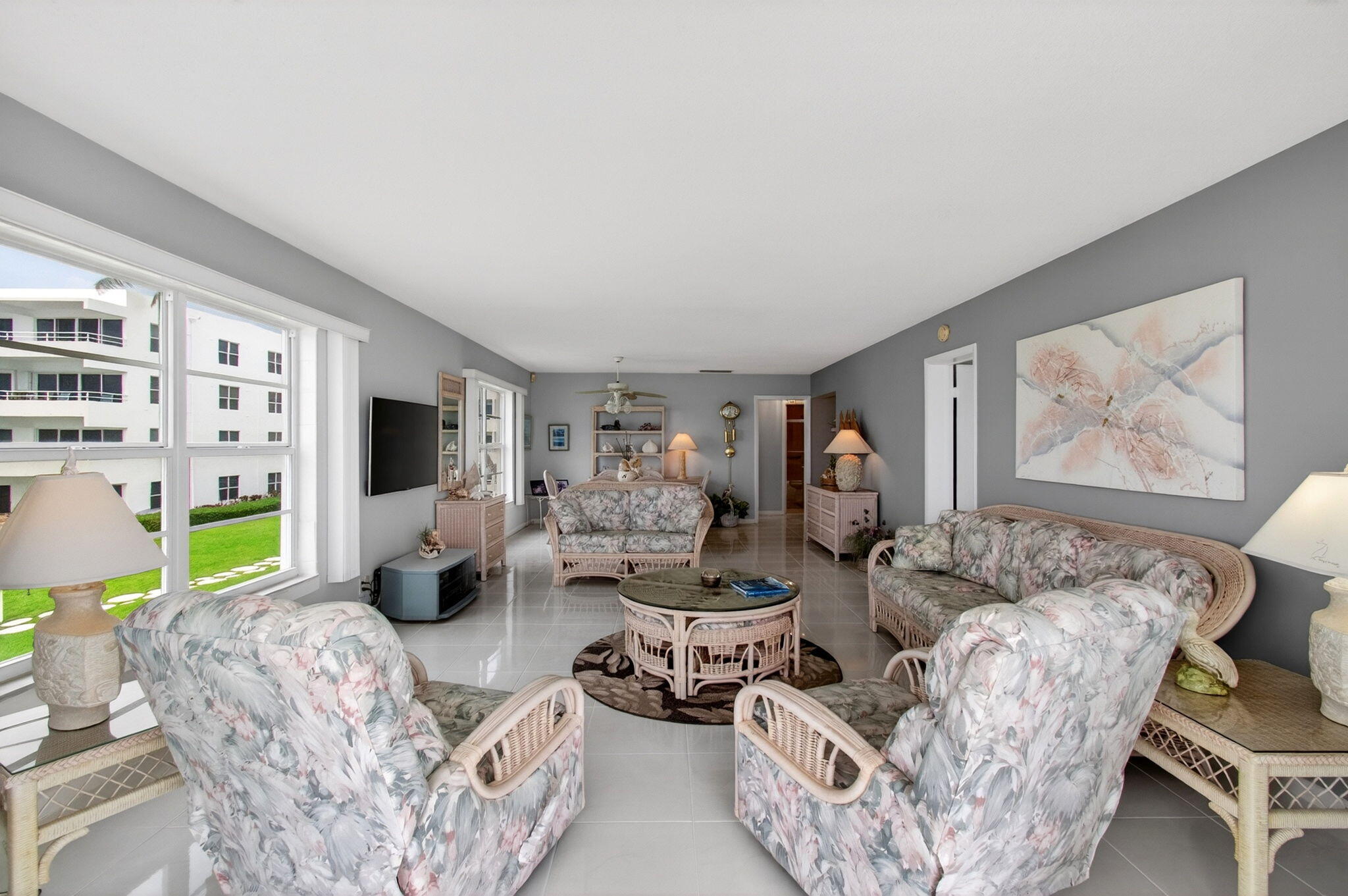 CARLTON HOUSE CONDO - Residential