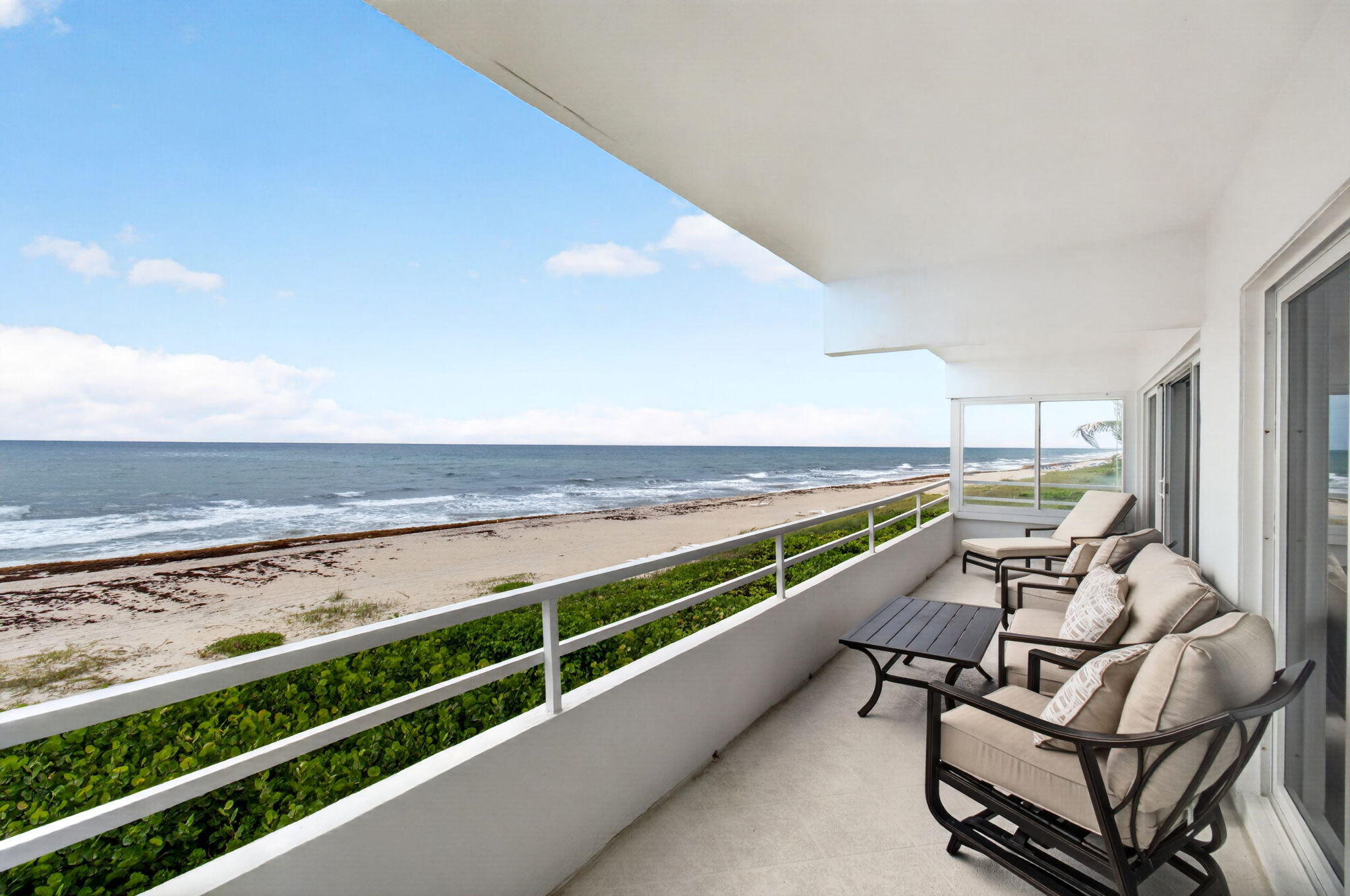 CARLTON HOUSE CONDO - Residential