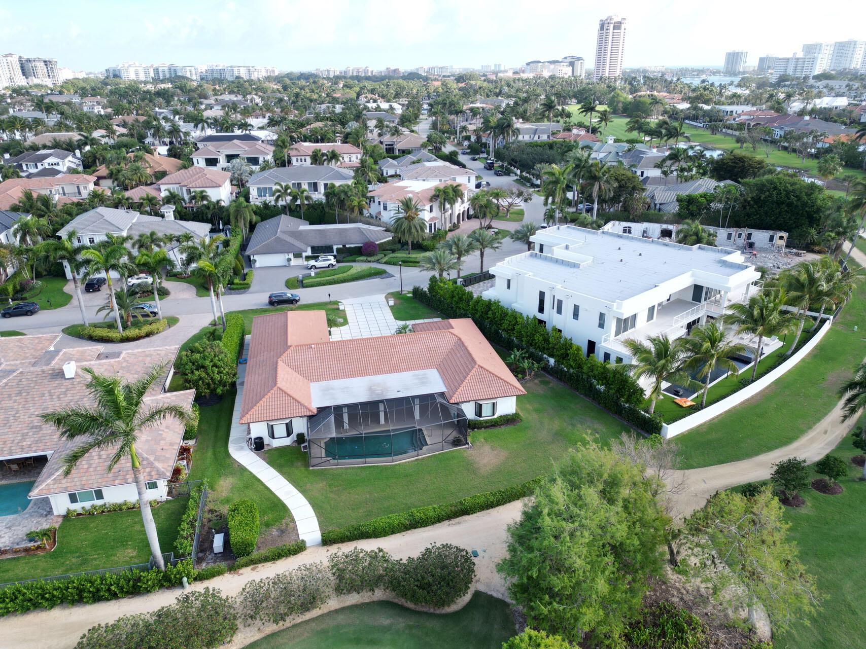 ROYAL PALM YACHT & COUNTRY CLUB - Residential