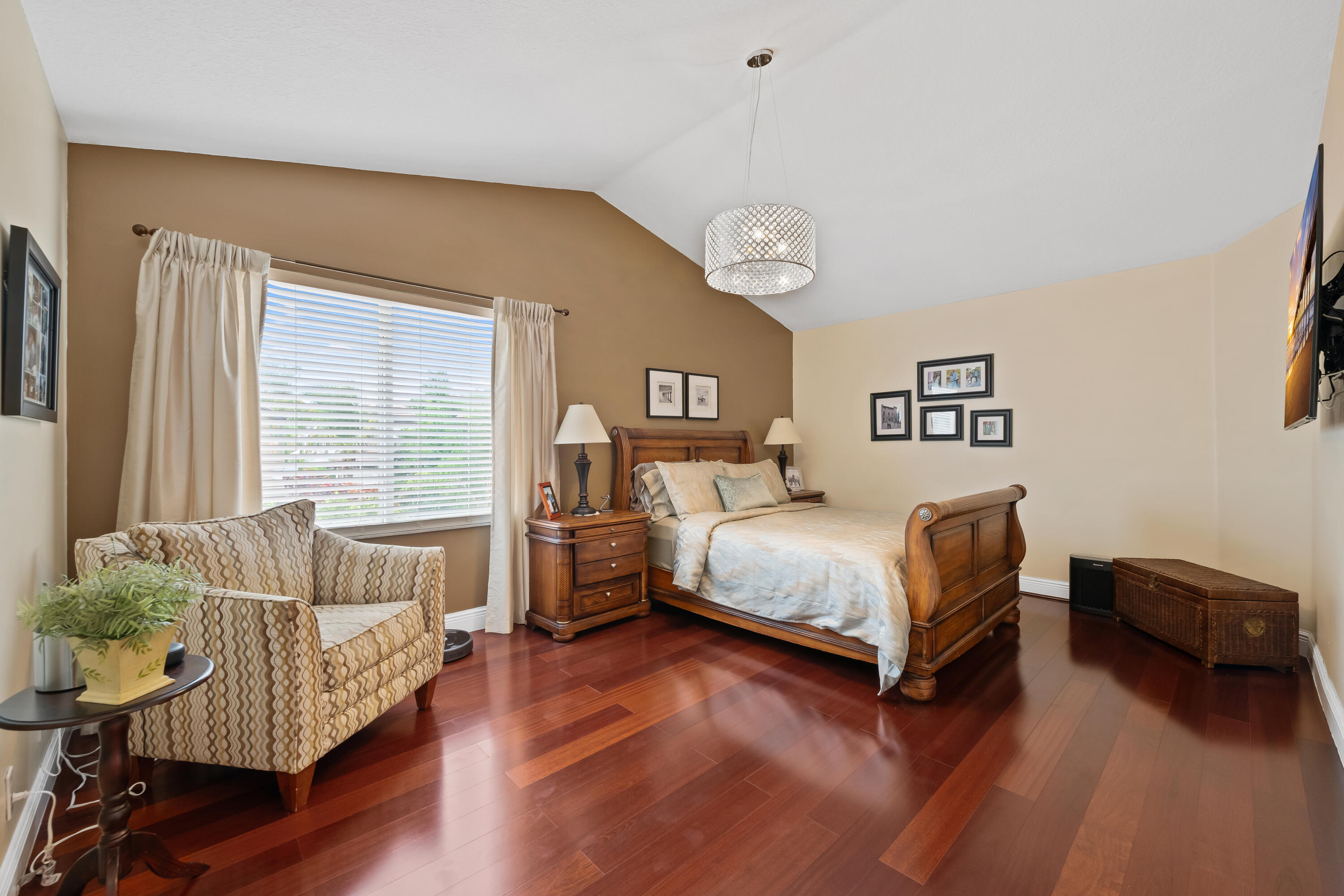 MISSION BAY TR H PH 2 - Residential