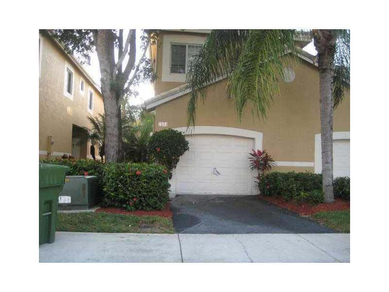 ..BEAUTIFUL REMODELED UNIT IN WESTON, CLOSE TO I-75 AND TO SHOPPINGS, EVRYTHING IS RIGHT THERE, HUGE COMMUNITY POOL, PLAY AREA, A+ SCHOOLS BEST OF FLORIDA!!, MASTER BEDROOM WITH WALK-IN CLOSET, WOOD FLOORS THROUGHT OUT; ......................ONLY 2 VEHICLES ALLOWED PER HOUSEHOLD BY ASSOCIATION.... PROPERTY AVAILABLE AUGUST 1st