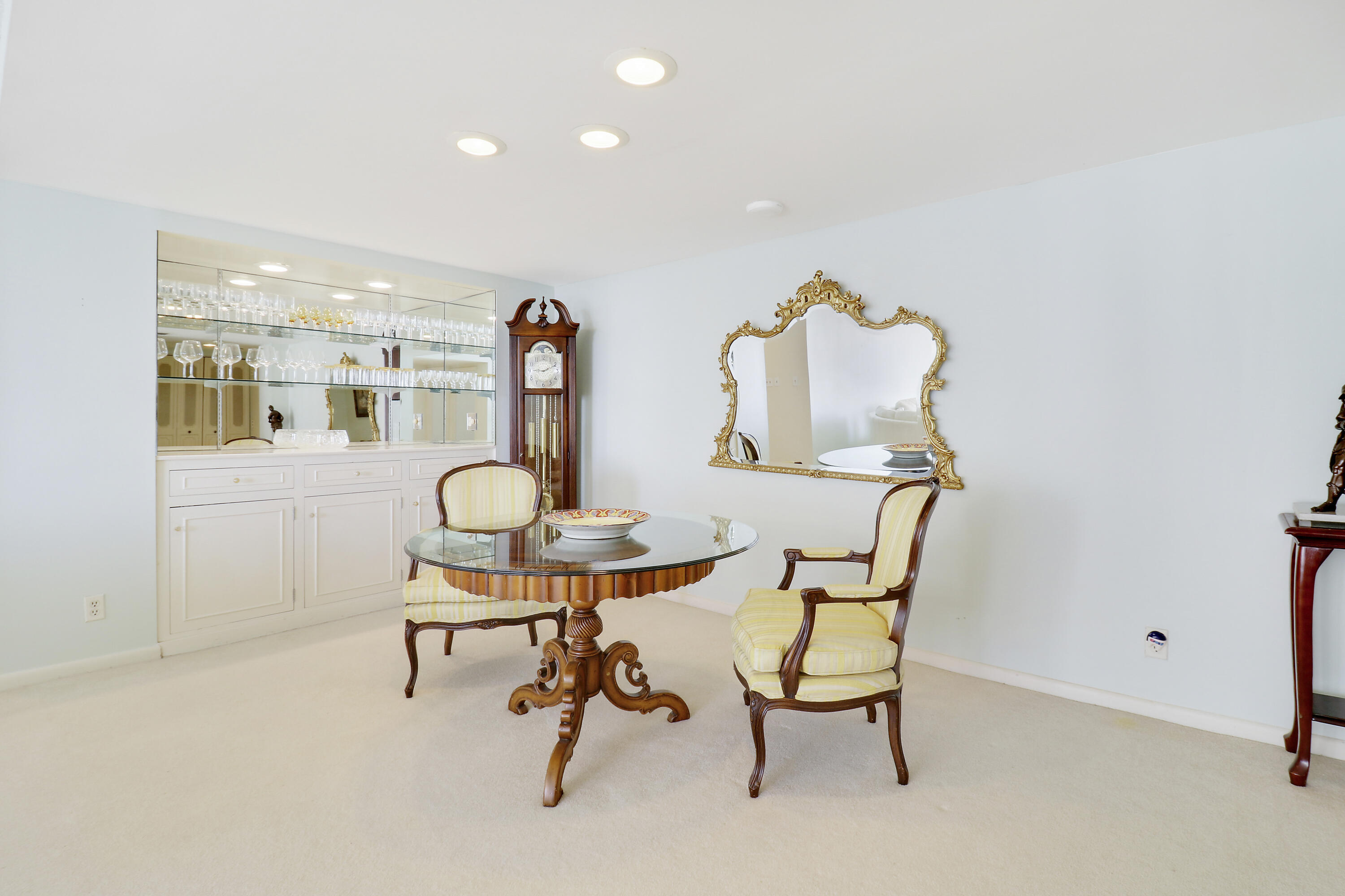 RAPALLO CONDO - Residential Lease