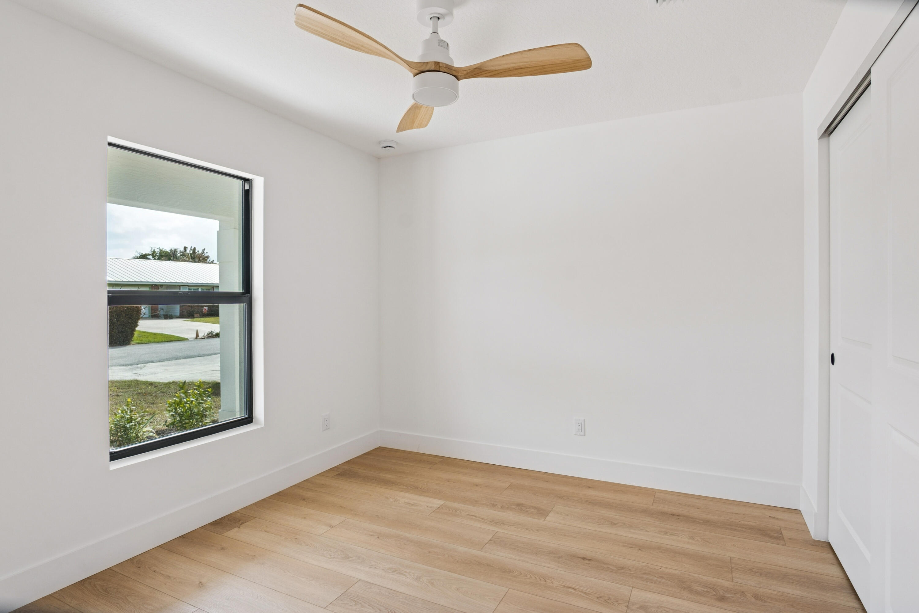 SANDY RIDGE - Residential